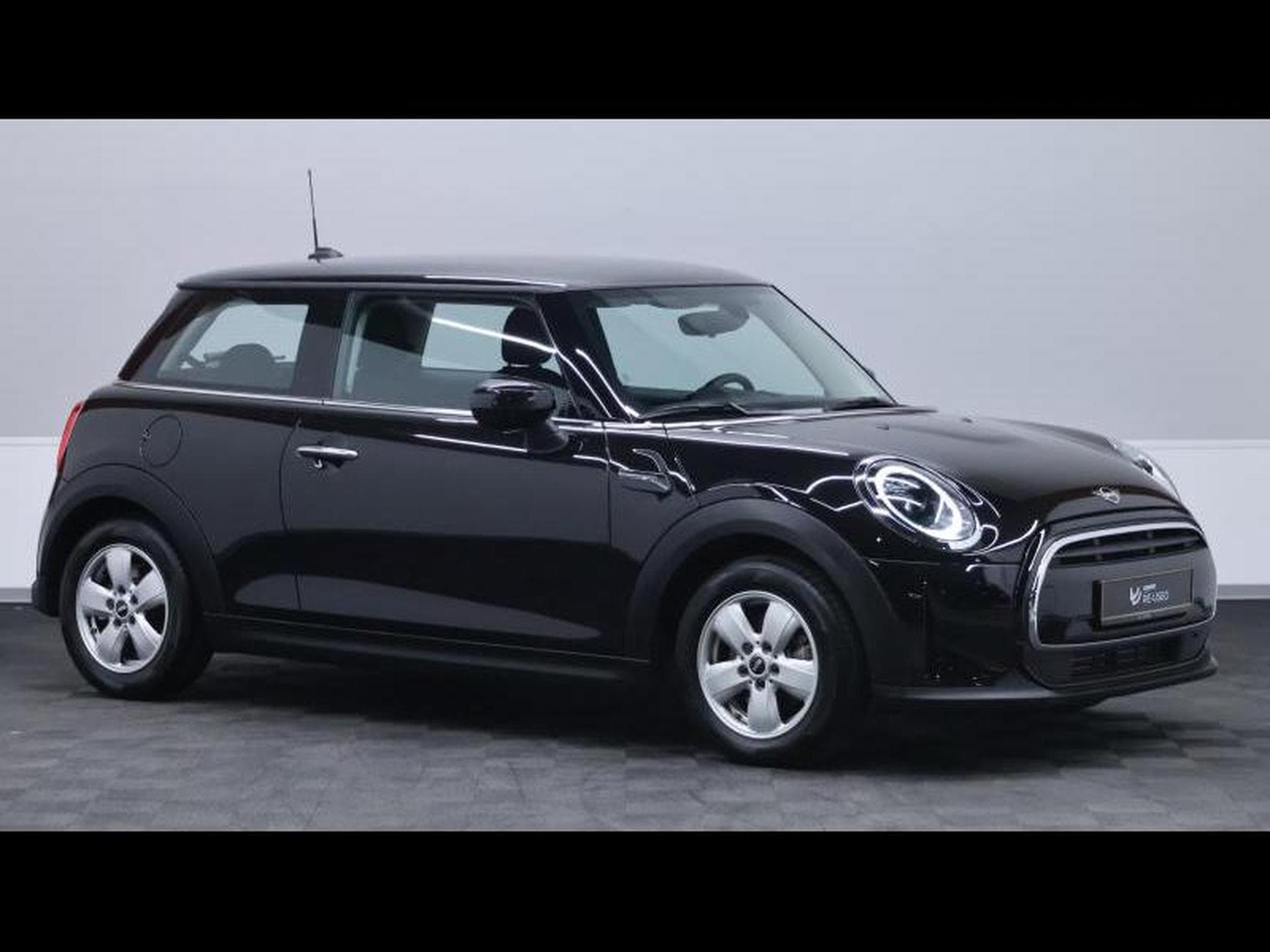 MINI Cooper 1.5 102cv Hatch 3Portes Boite Manuelle (2021) - Photo 3