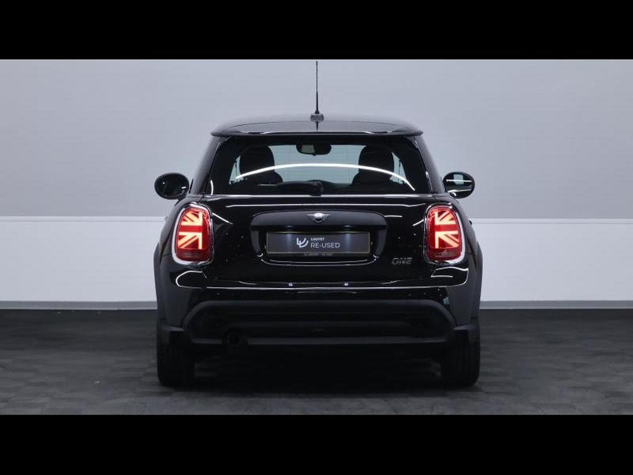 MINI Cooper 1.5 102cv Hatch 3Portes Boite Manuelle (2021) - Photo 6