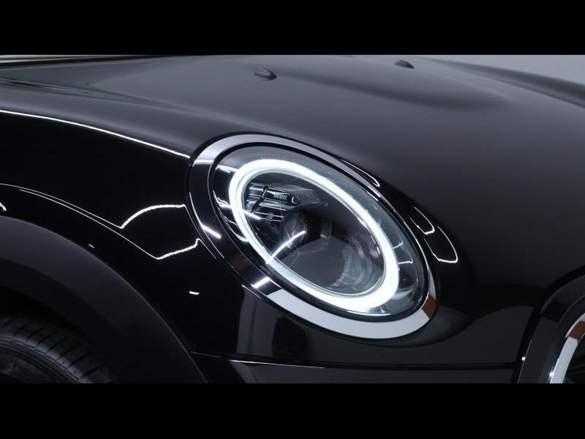 MINI Cooper 1.5 102cv Hatch 3Portes Boite Manuelle (2021) - Photo 8