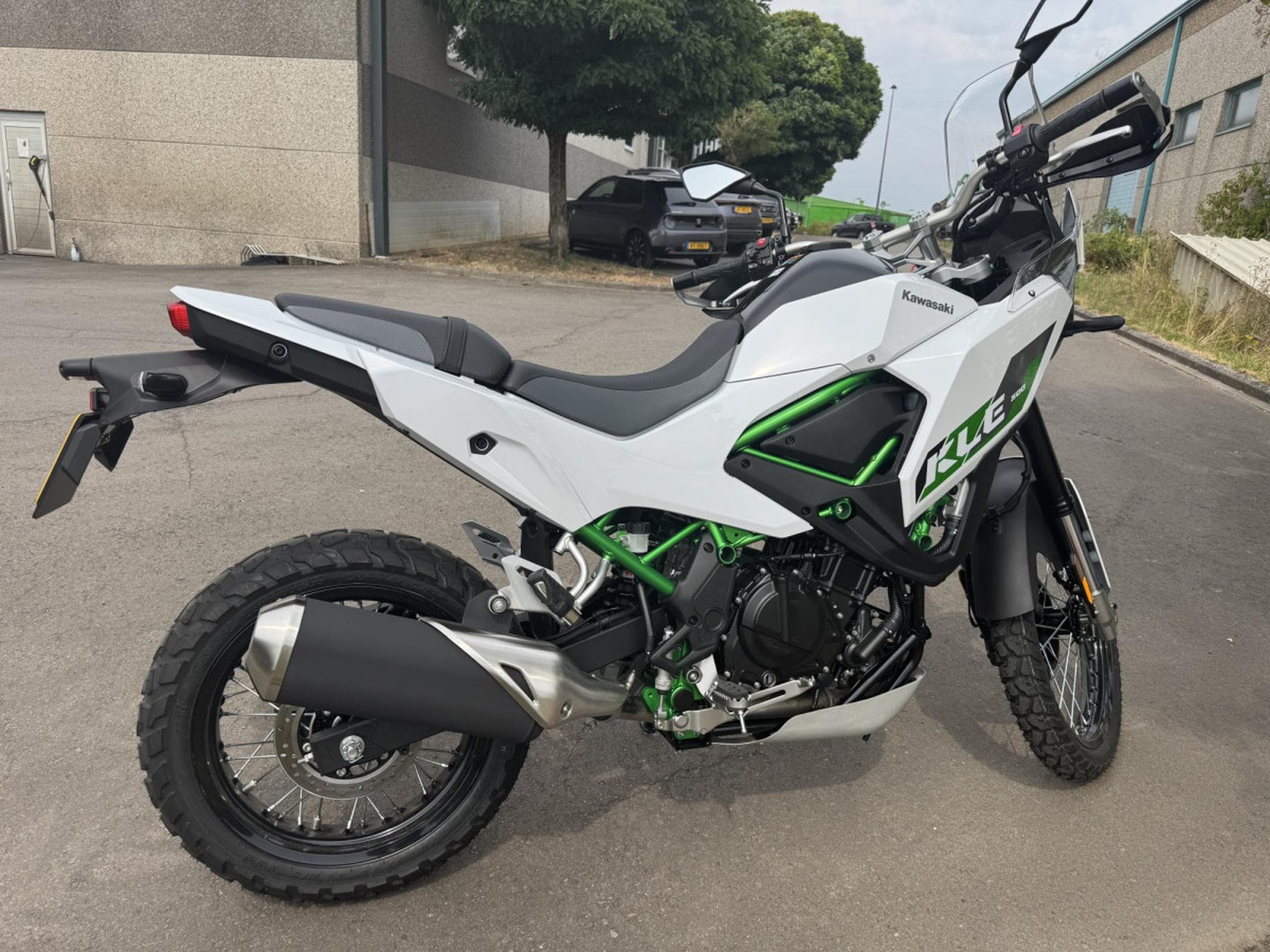 Kawasaki KLE 500 SE (2026) - Foto 2