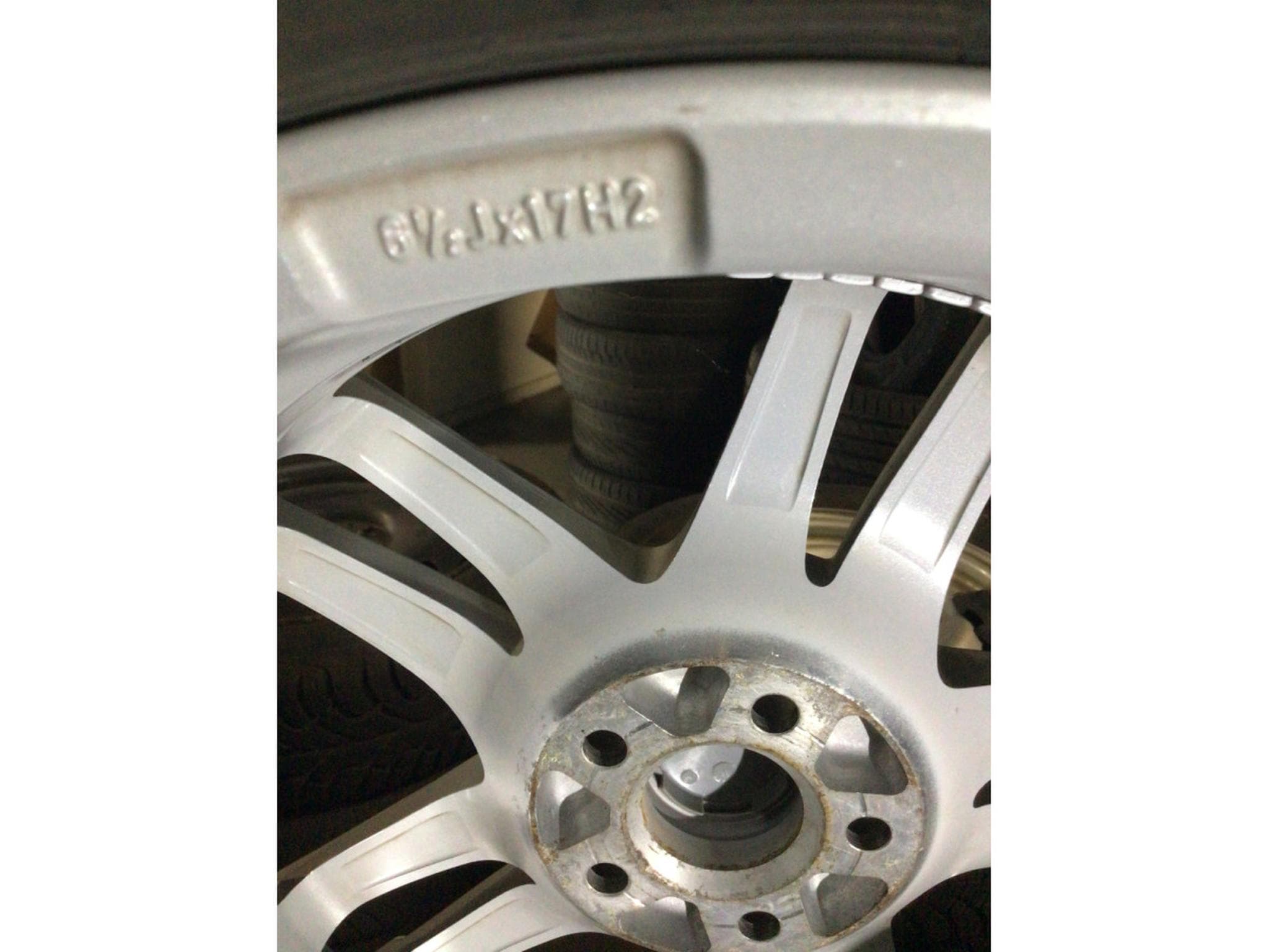 Jantes alu + Pneus é – 17" - Photo 7