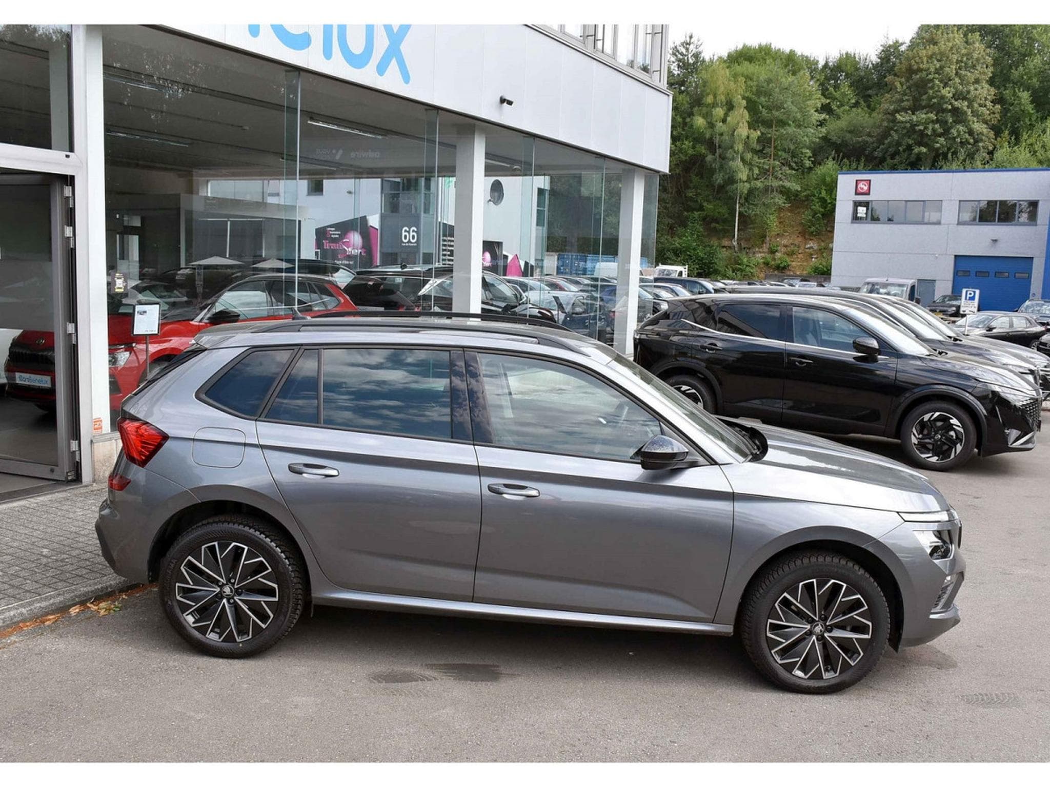 Skoda Kamiq 1.0 TSI 116 DSG Selection REGUL SMARTLINK CAM KEYLESS NEUF (2025) - Foto 3