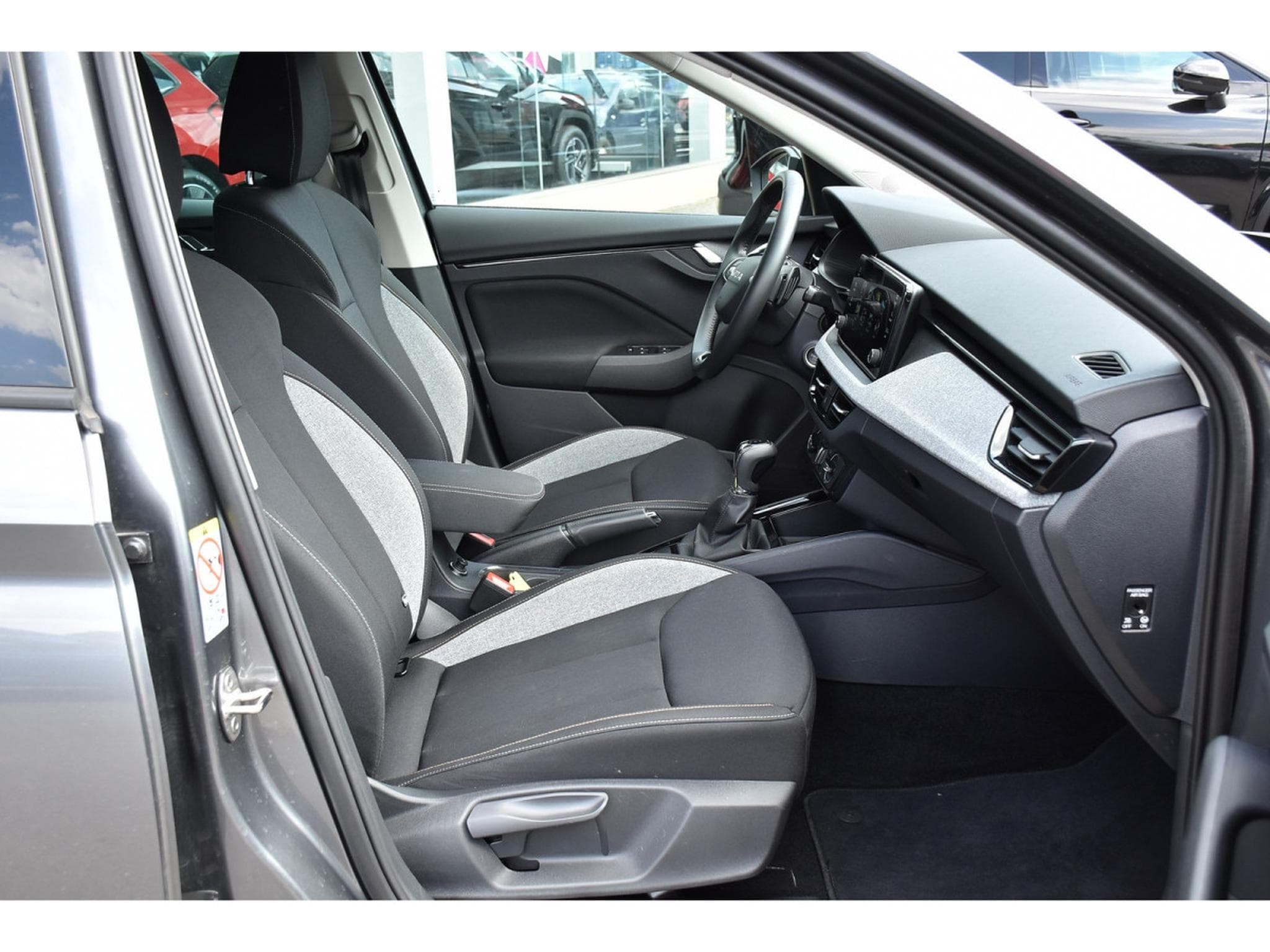 Skoda Kamiq 1.0 TSI 116 DSG Selection REGUL SMARTLINK CAM KEYLESS NEUF (2025) - Foto 7