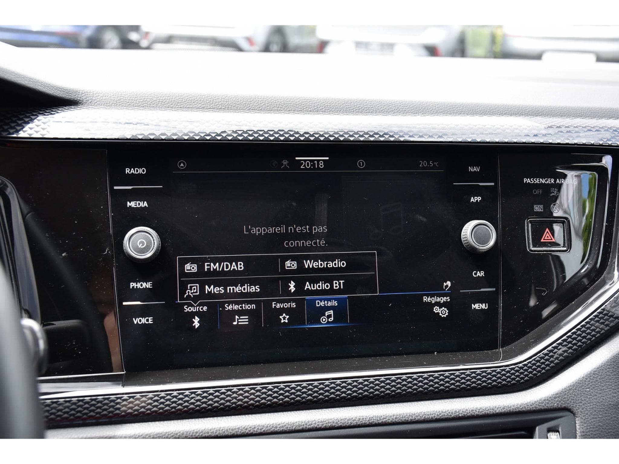 VW Taigo 1.0 TSI Life DSG ACC TRAVEL CAM KEYLESS JA17 1° MAIN (2025) - Foto 10