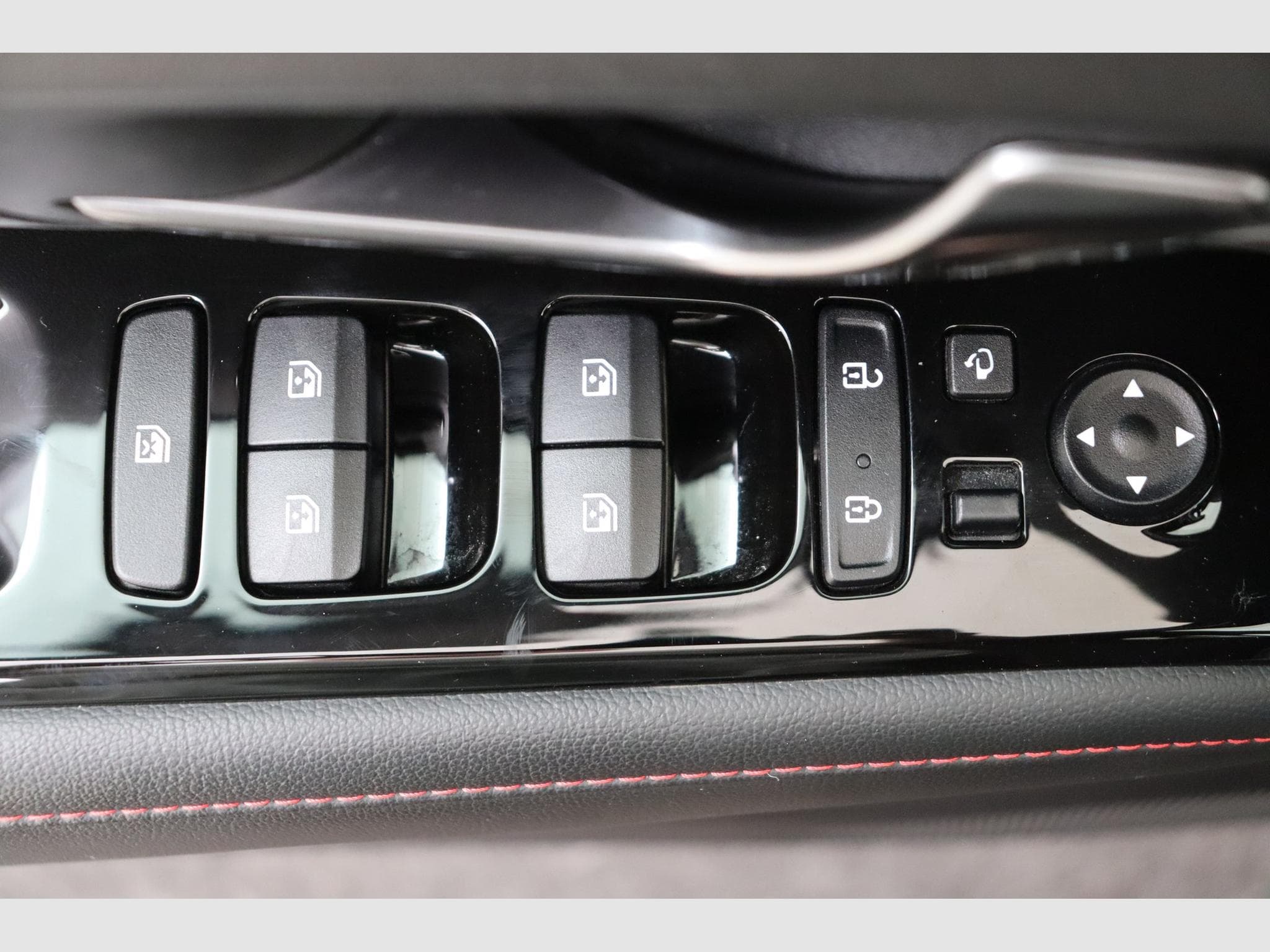Hyundai Tucson Feel N-line (2024) - Photo 17