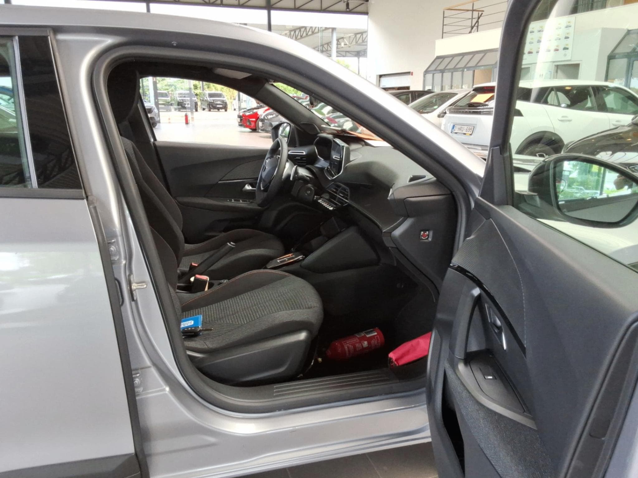 Peugeot 2008 Style (2025) - Photo 5