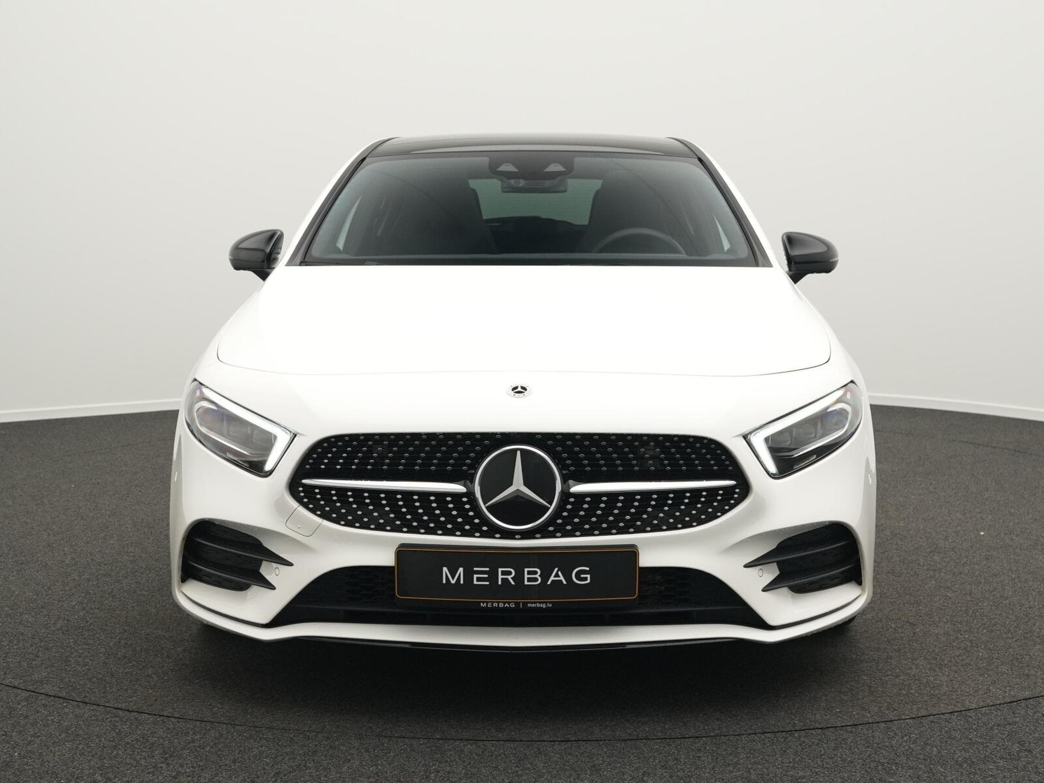 Mercedes A 220 4MATIC AMG-Line (2020) - Photo 2