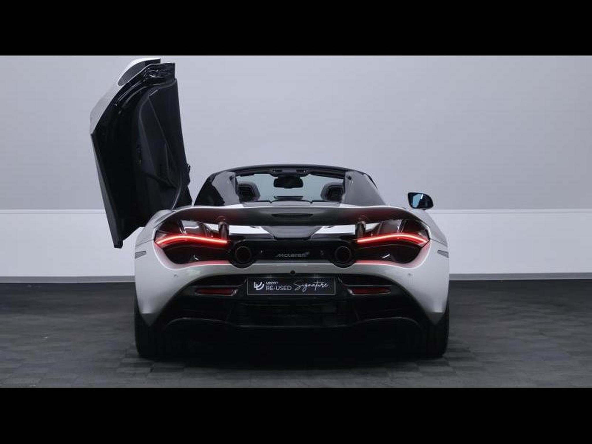 McLaren 720S Spider MSO *Supernova Silver (2020) - Photo 17