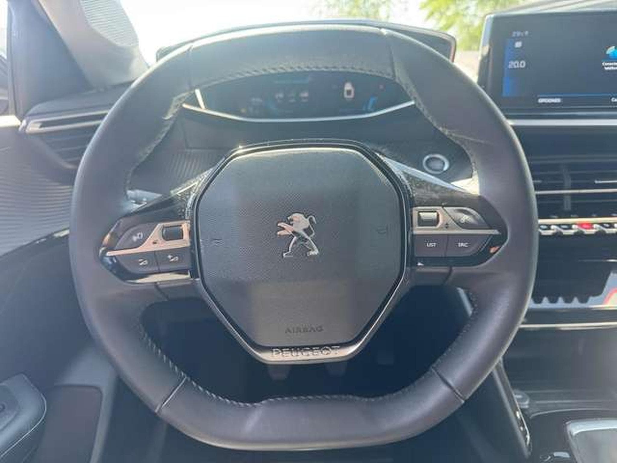 Peugeot 208 208 Allure Pack // jusqu'à 36mois de garantie (2023) - Foto 10