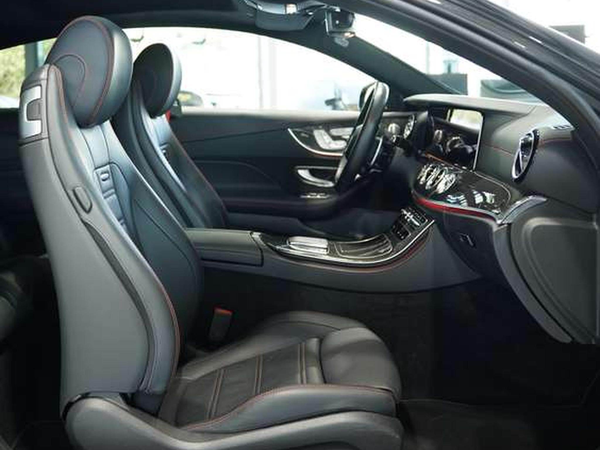 Mercedes E 53 AMG Coupé 4M 2.H *20 *Perf-AGA*Pano*Carbon (2023) - Photo 18