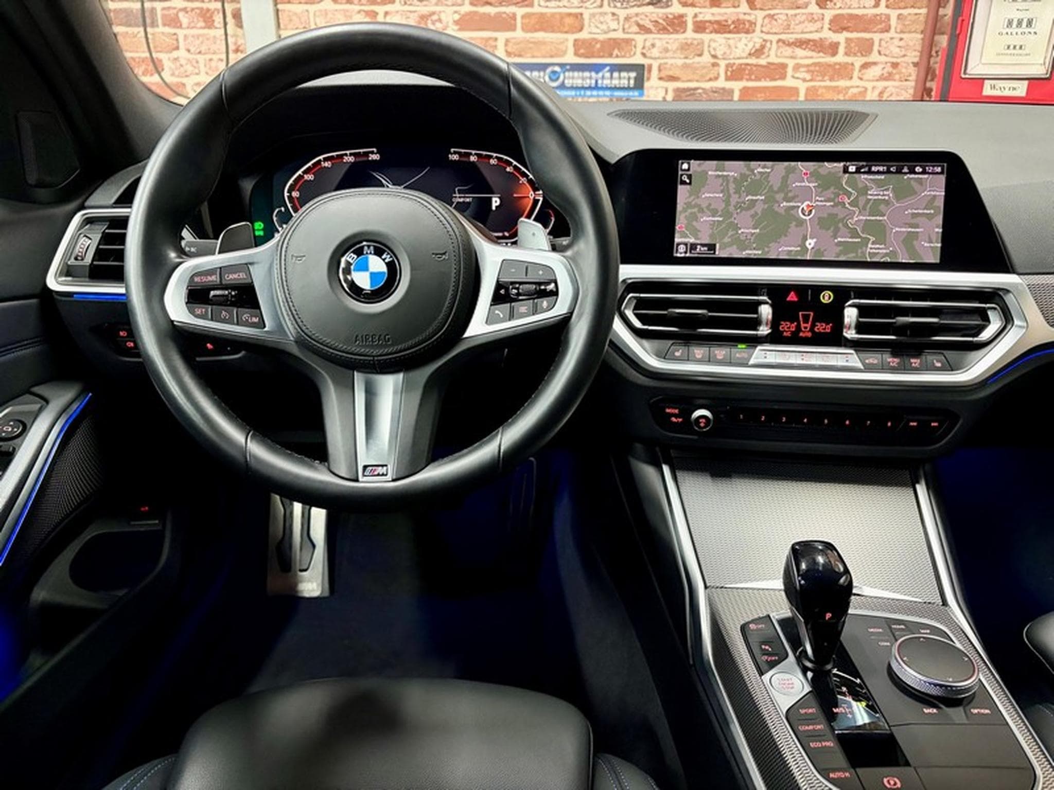 BMW 320 320iA Touring 2.0 184cv Auto M-SPORT (2022) - Foto 4