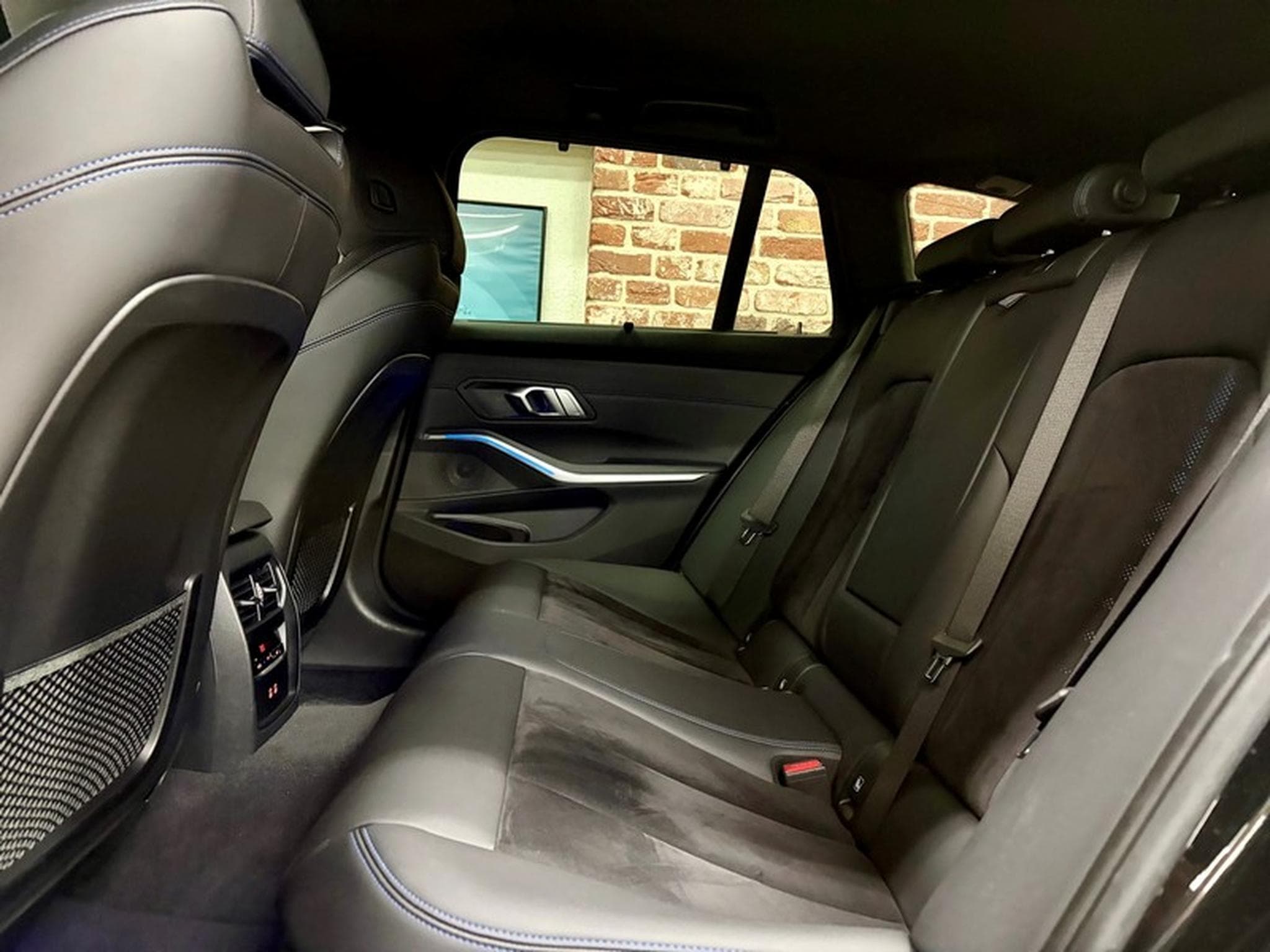 BMW 320 320iA Touring 2.0 184cv Auto M-SPORT (2022) - Foto 6