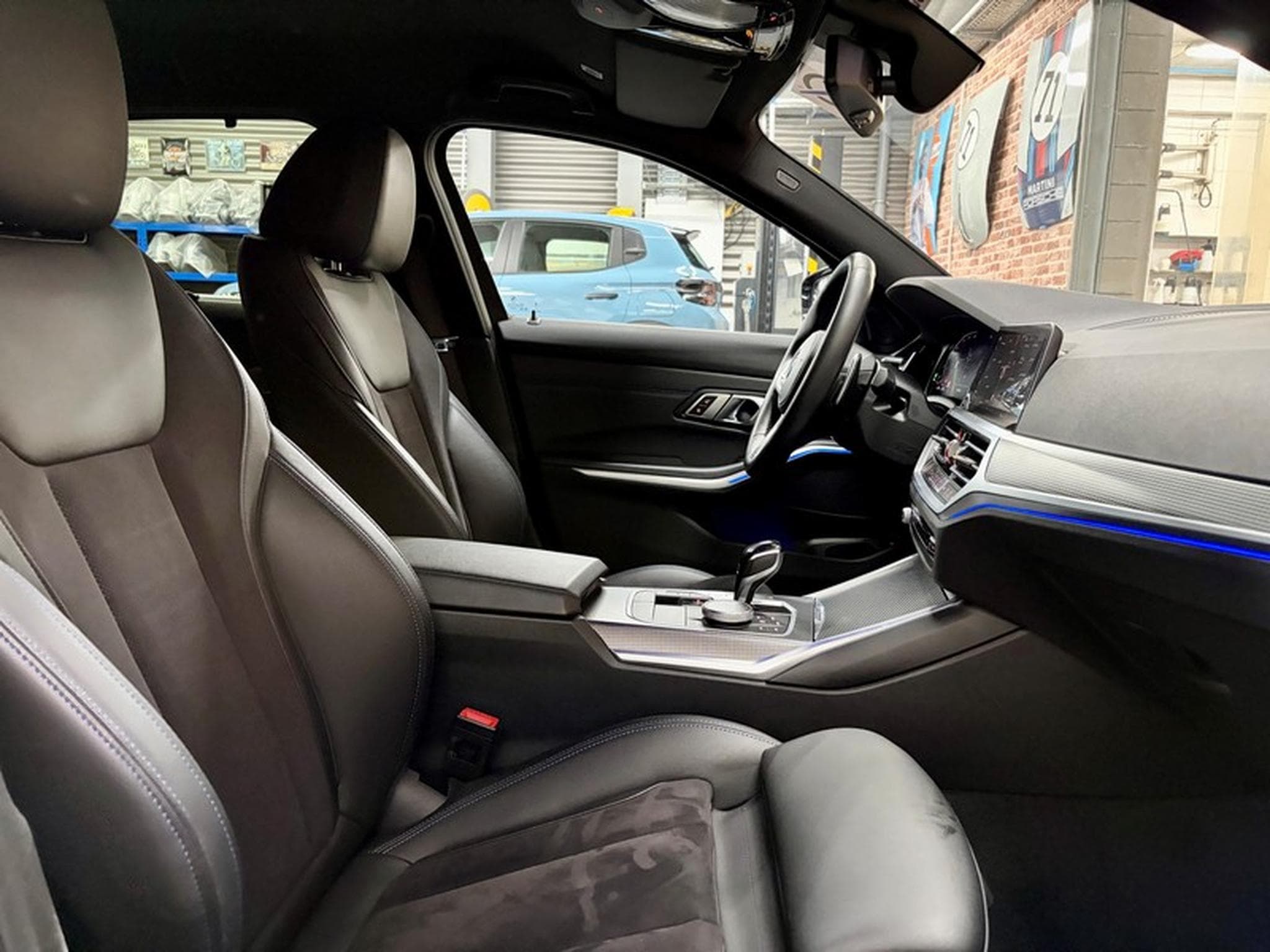 BMW 320 320iA Touring 2.0 184cv Auto M-SPORT (2022) - Foto 8