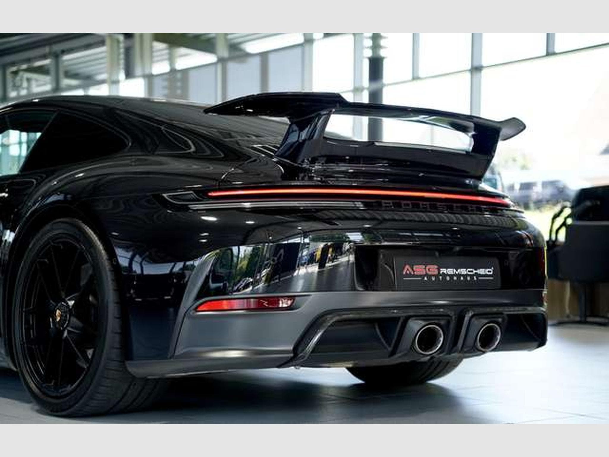 Porsche 911 Carrera GTS T-Hybrid *LIFT *Aero-Kit (2025) - Foto 17