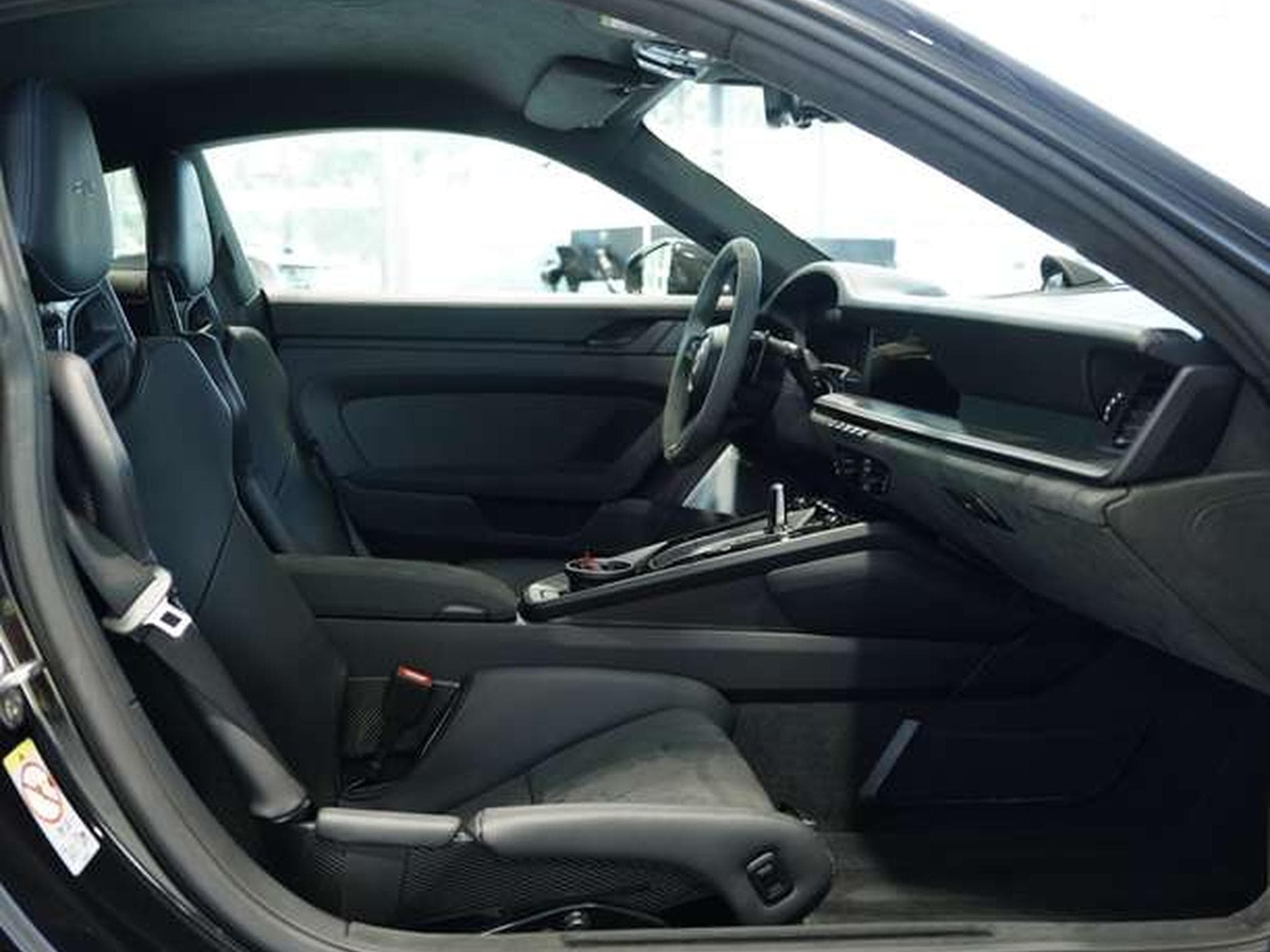 Porsche 911 Carrera GTS T-Hybrid *LIFT *Aero-Kit (2025) - Foto 22