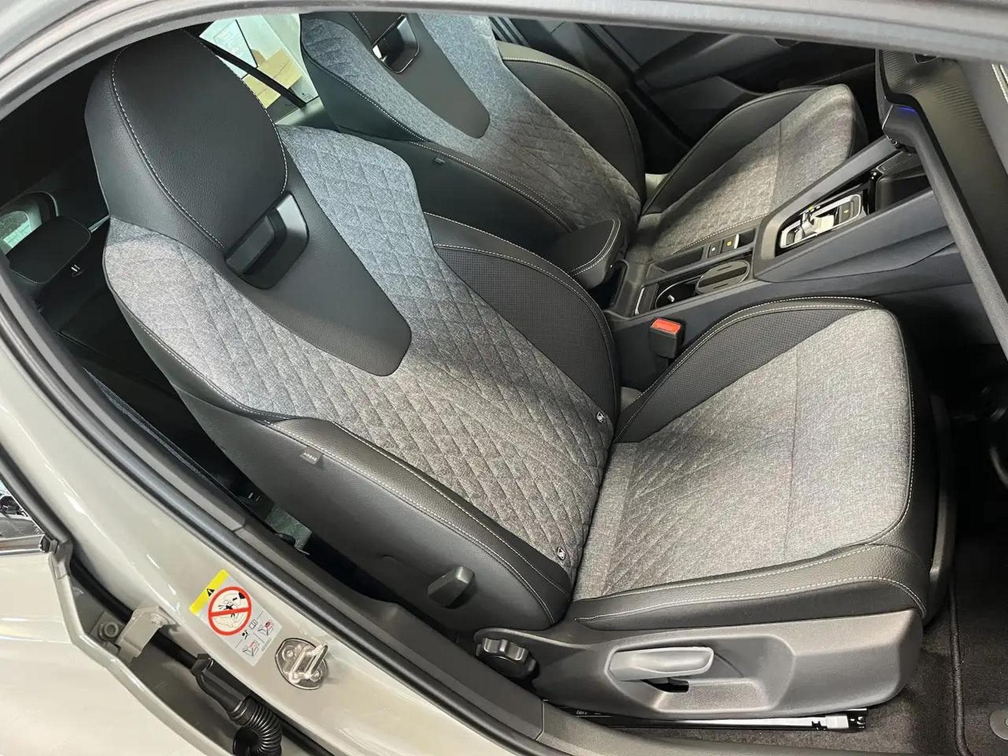 Skoda Octavia (2026) - Foto 16