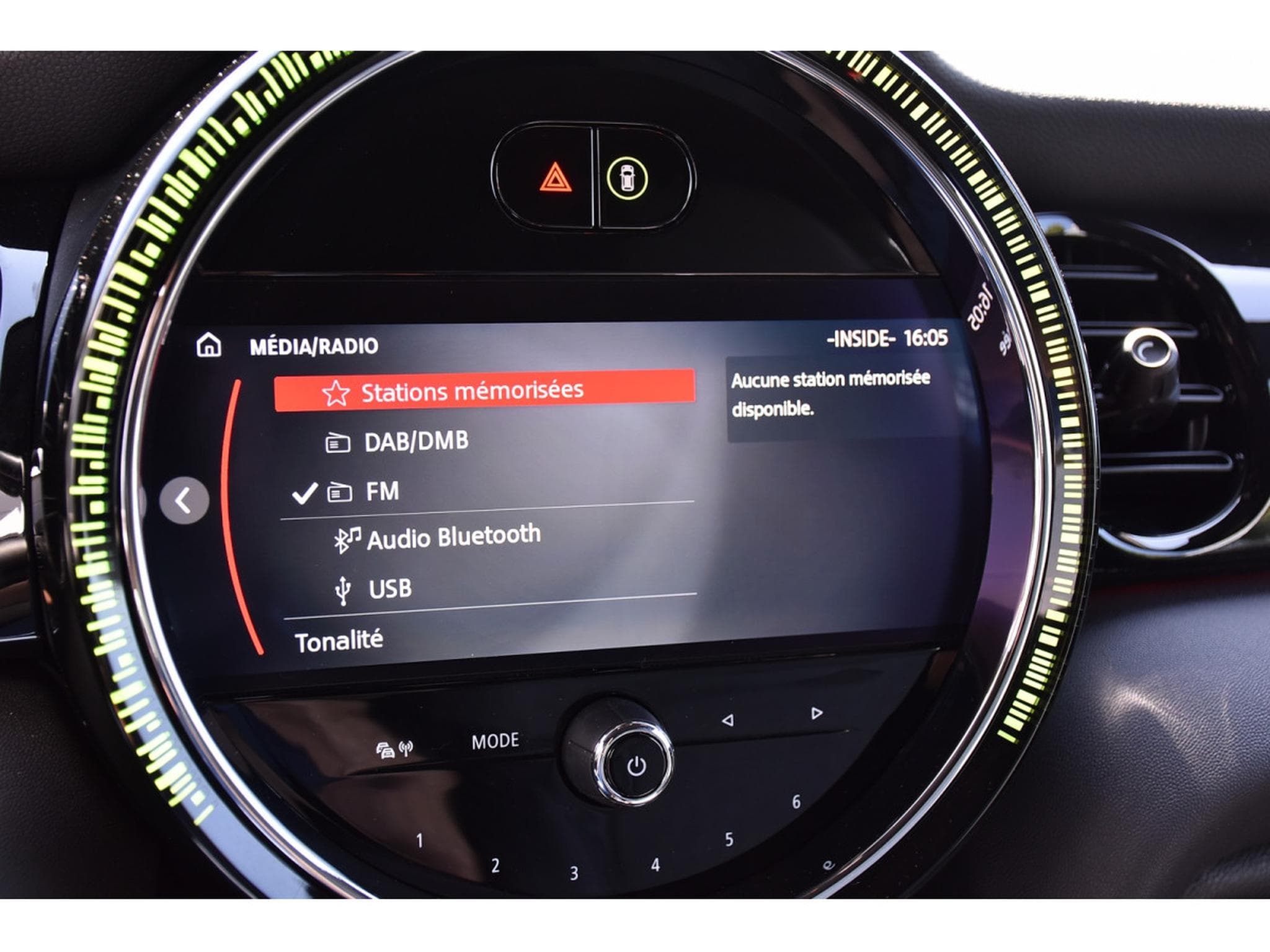 Mini Cooper 1.5A REGUL GPS LED 1° MAIN (2023) - Photo 11