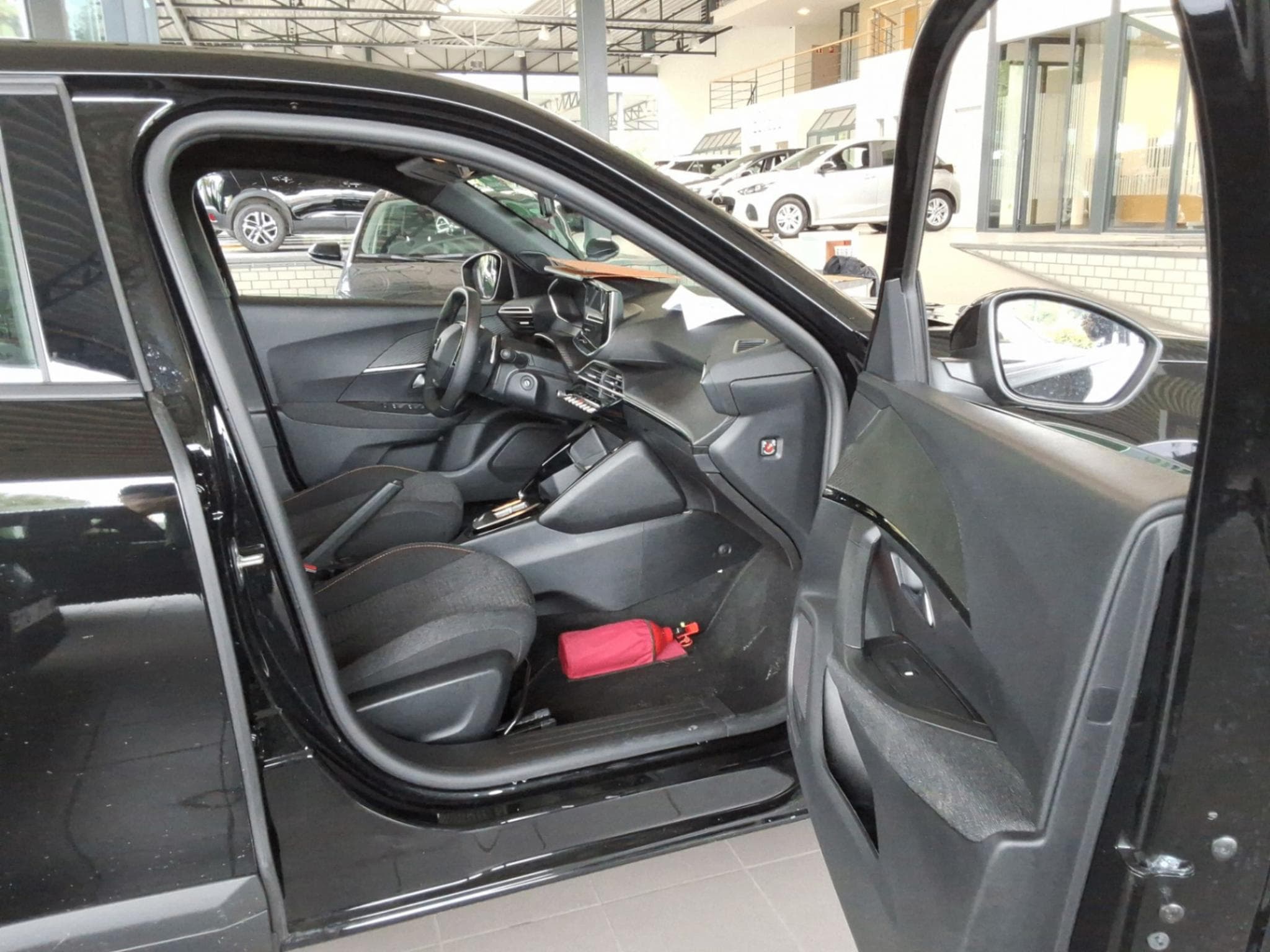 Peugeot 2008 Style (2025) - Foto 5