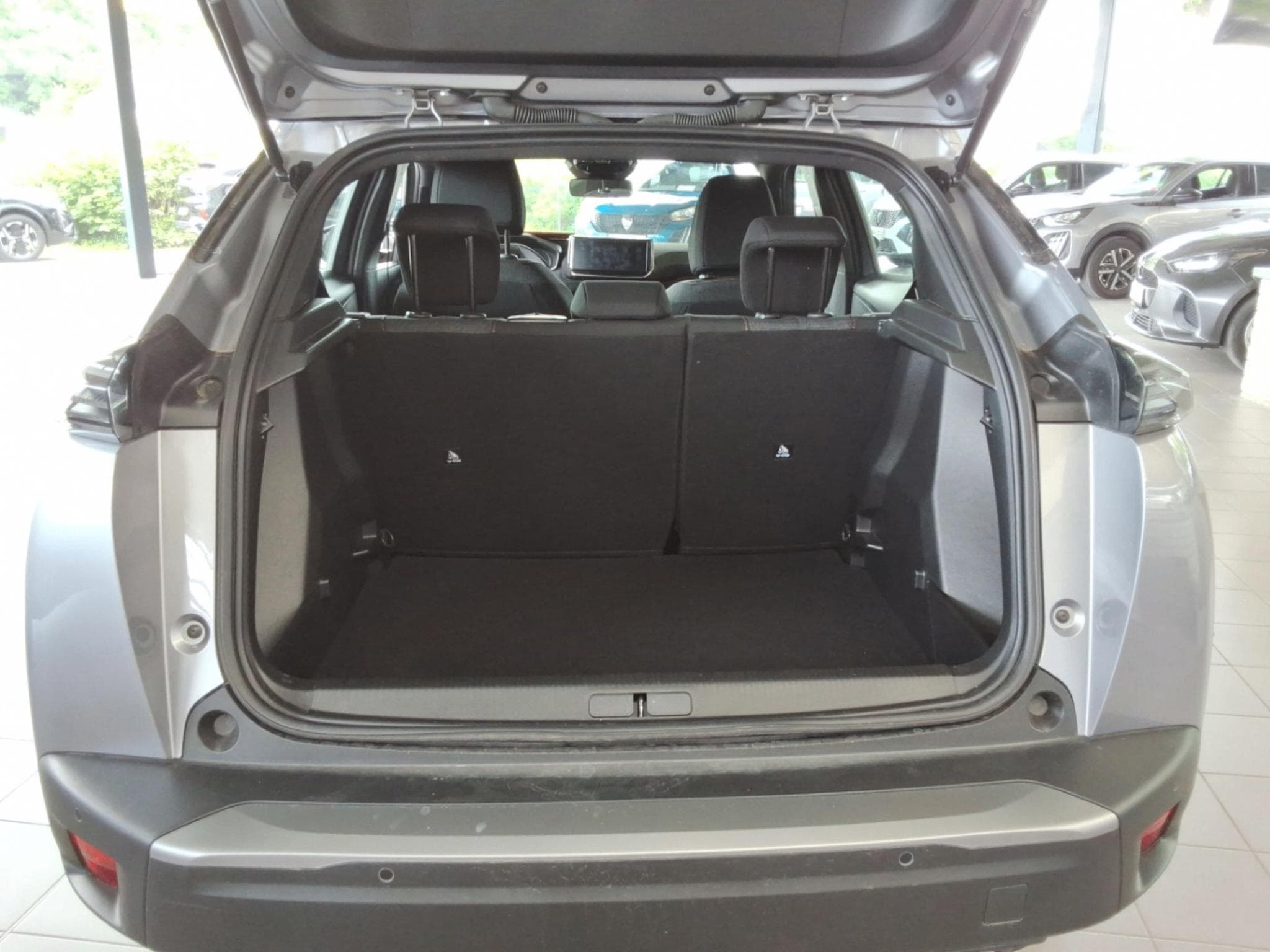 Peugeot 2008 Style (2025) - Foto 9