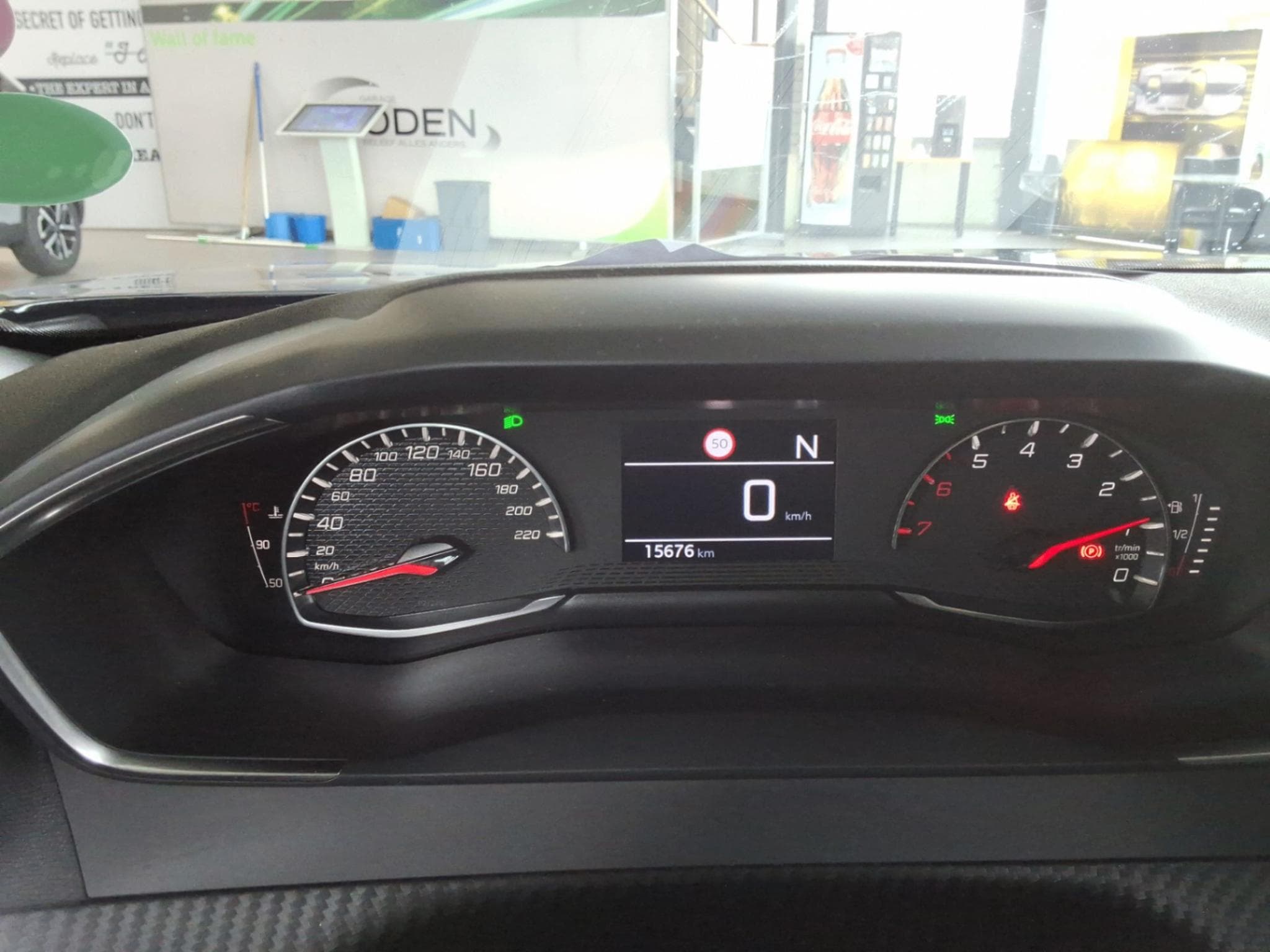 Peugeot 2008 Style (2025) - Foto 8