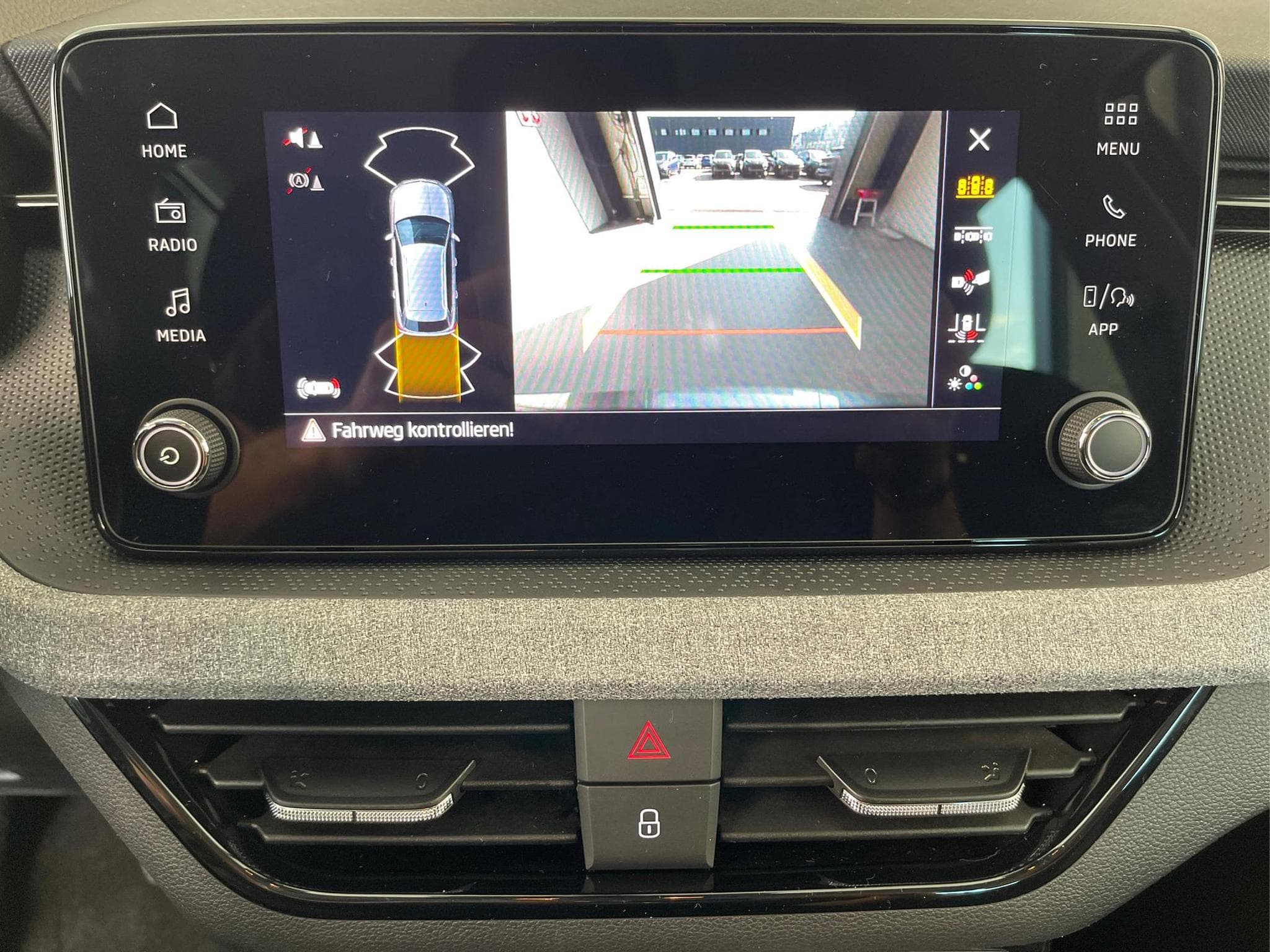 Skoda Kamiq Selection (2026) - Foto 19
