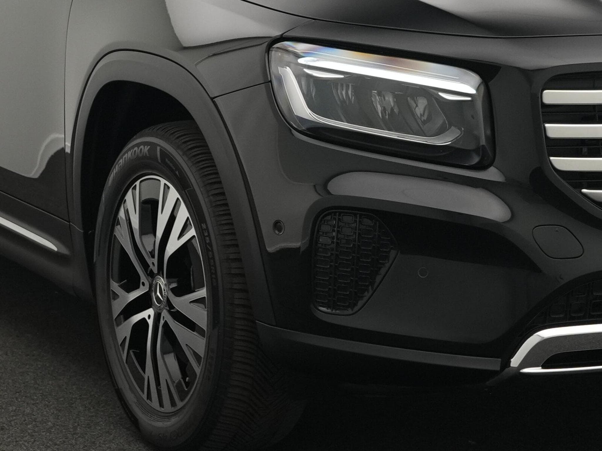 Mercedes GLB 180 d Progressive LED+Kamera+MBUX+Apple (2025) - Photo 7