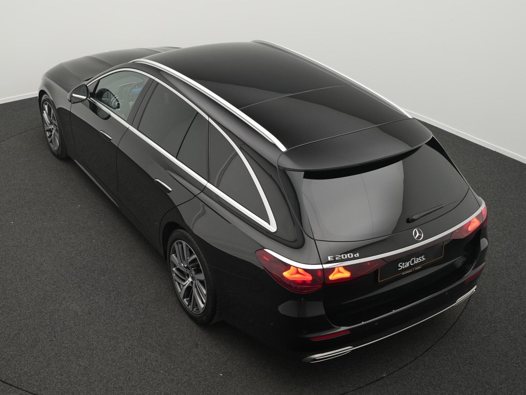 Mercedes E 200 d T Avantgarde Digital+360°+Memo+Apple (2025) - Foto 11