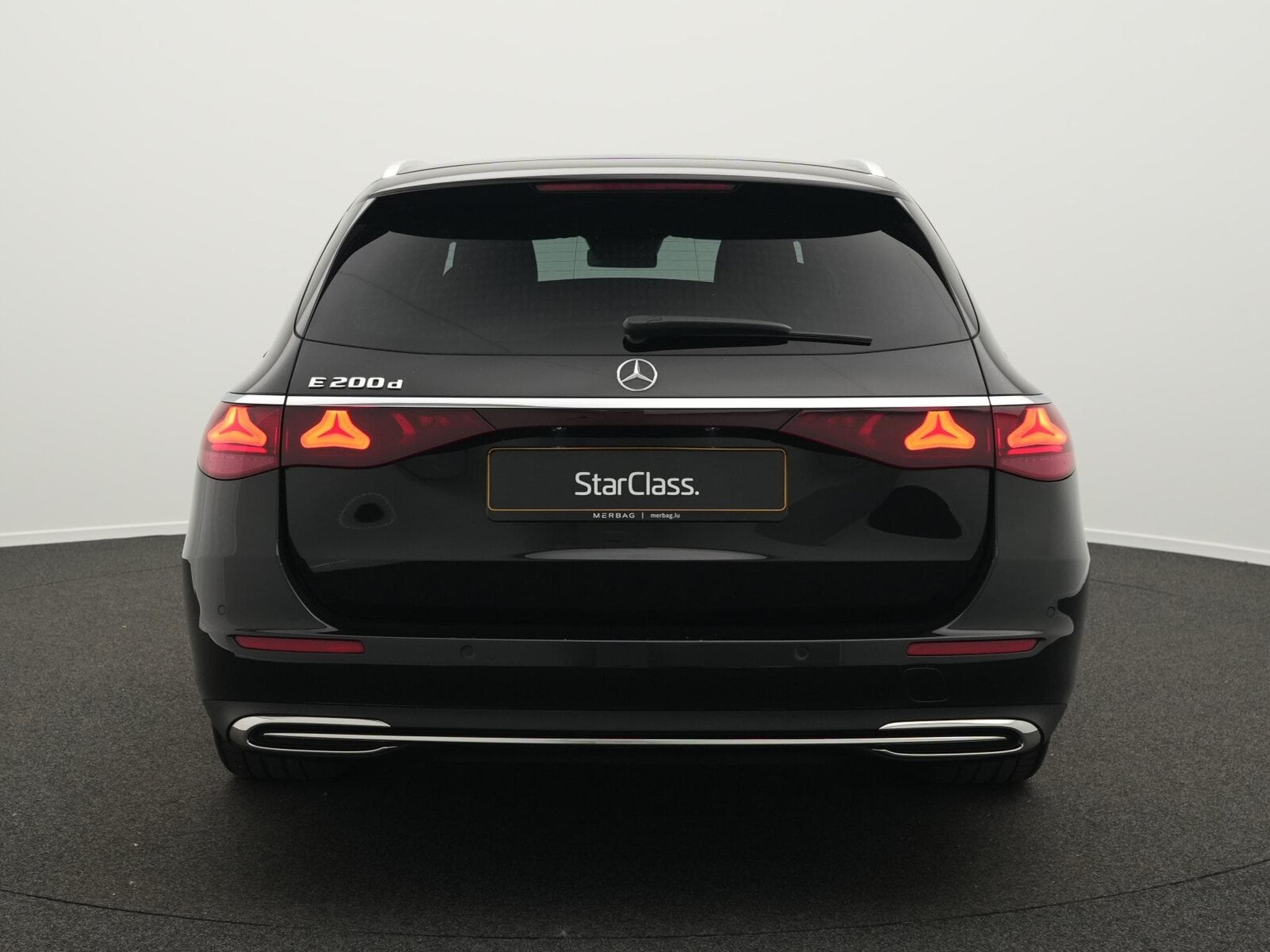 Mercedes E 200 d T Avantgarde Digital+360°+Memo+Apple (2025) - Foto 4