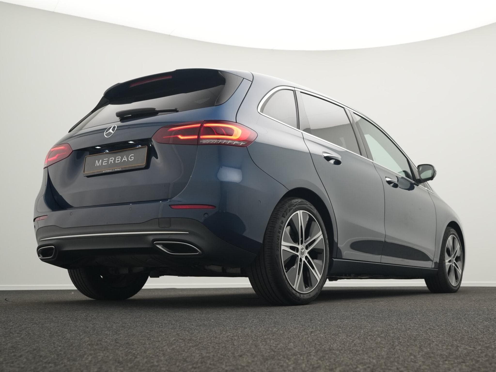 Mercedes B 250 4MATIC (2020) - Foto 11