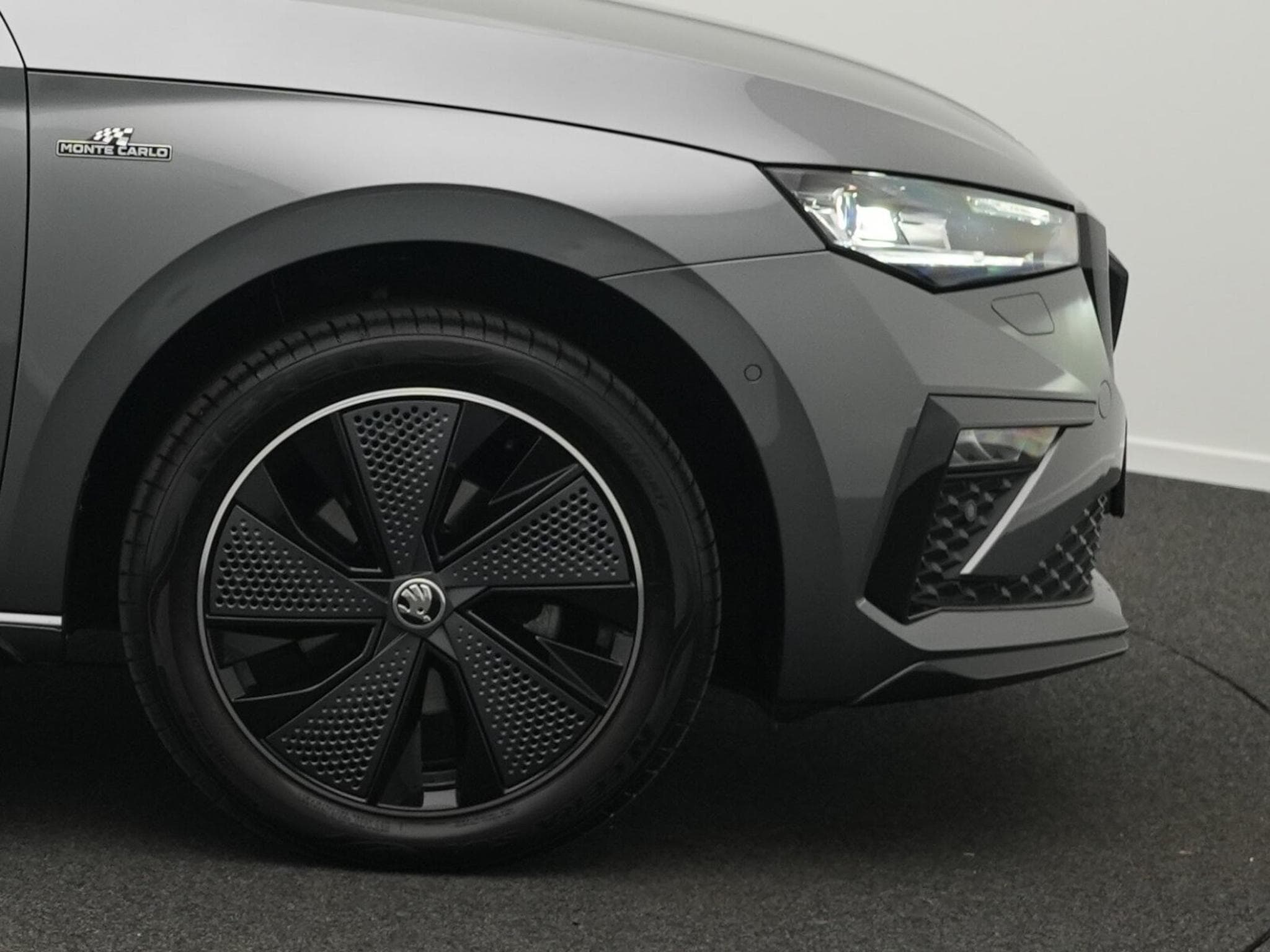 SKODA SCALA Scala 1.5 TSI Monte Carlo Pano+Sportsitze (2023) - Photo 8