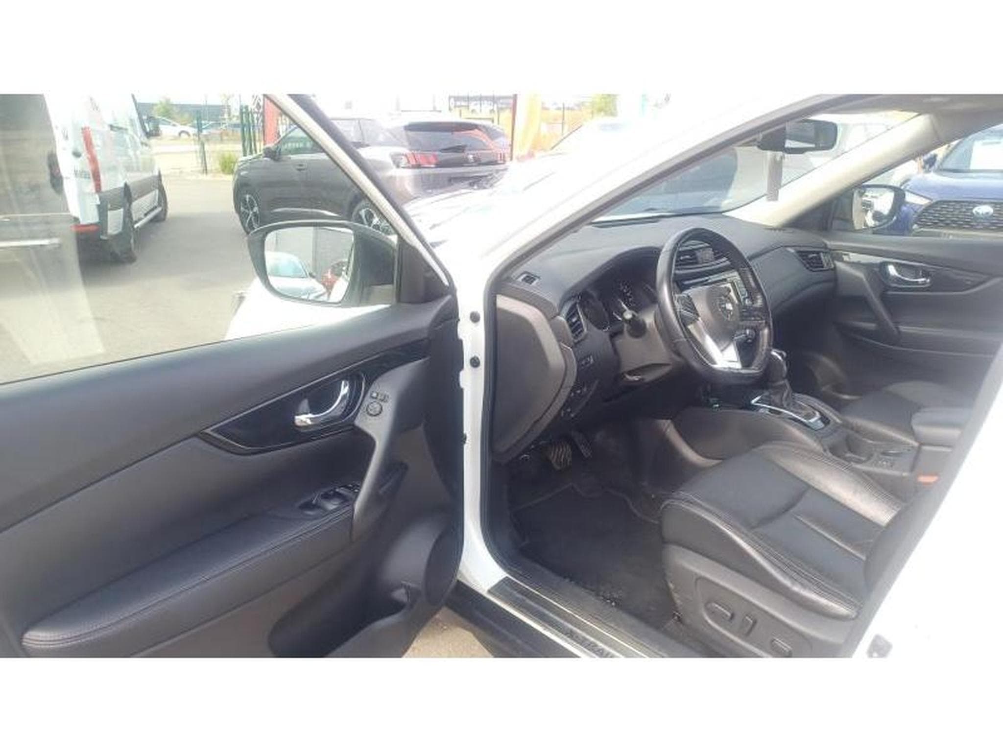 Nissan X-Trail D74 (2018) - Photo 28