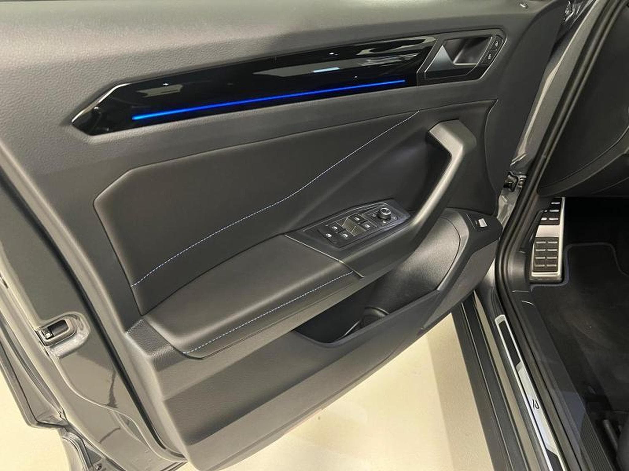 VW T-Roc R (2025) - Foto 19