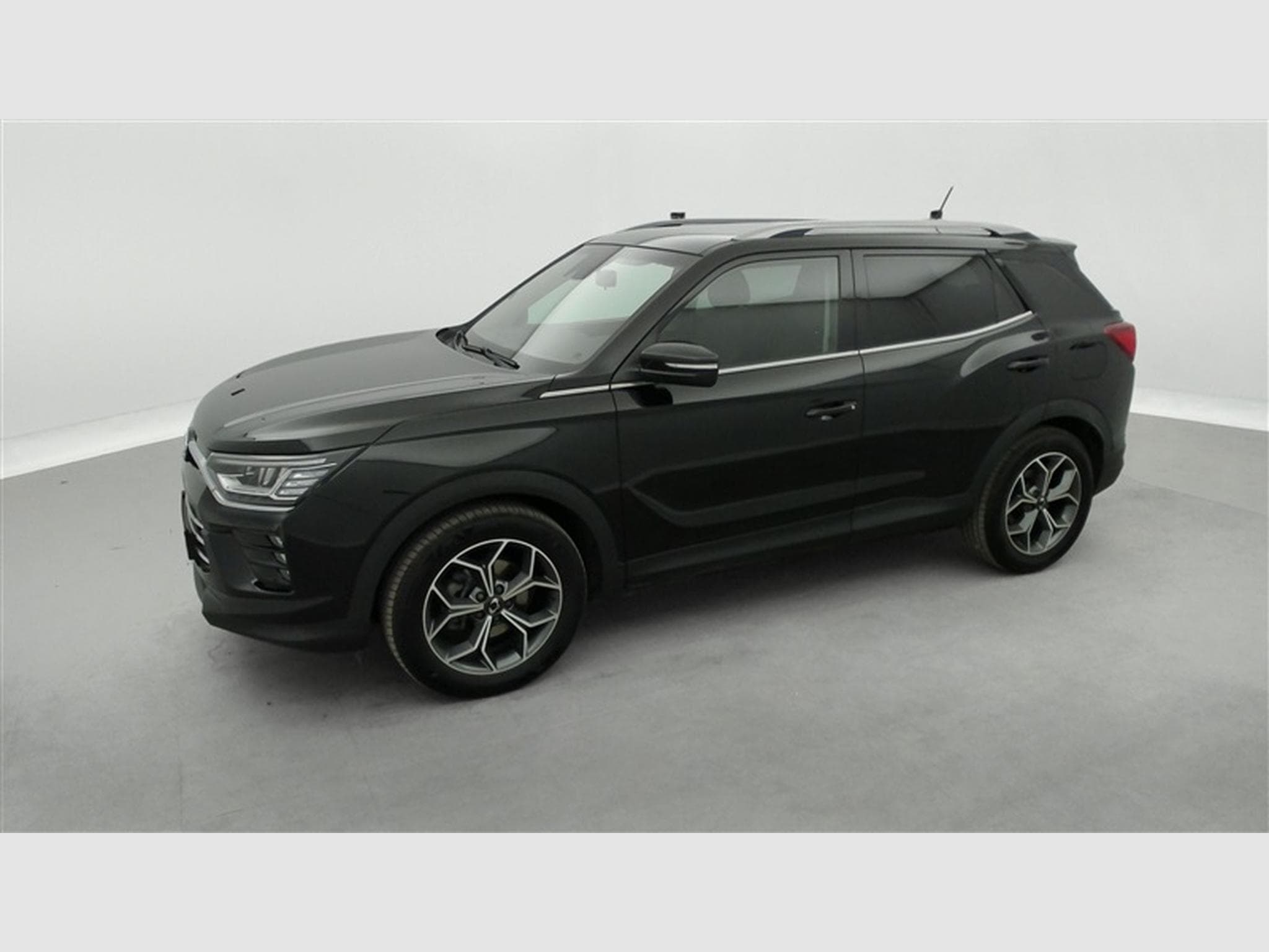 KGM Korando 1.6 CRDi 136cv AT Dream CARPLAY / FULL LED / CAMERA / JA 18" (2021) - Foto 21