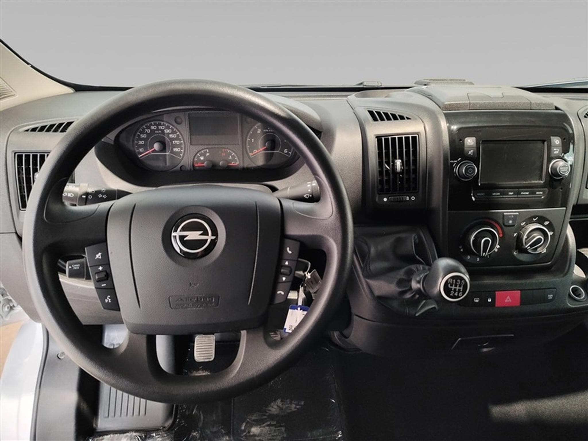 Opel Movano 2.2 Turbo D L2H2 CLIM (2022) - Foto 9
