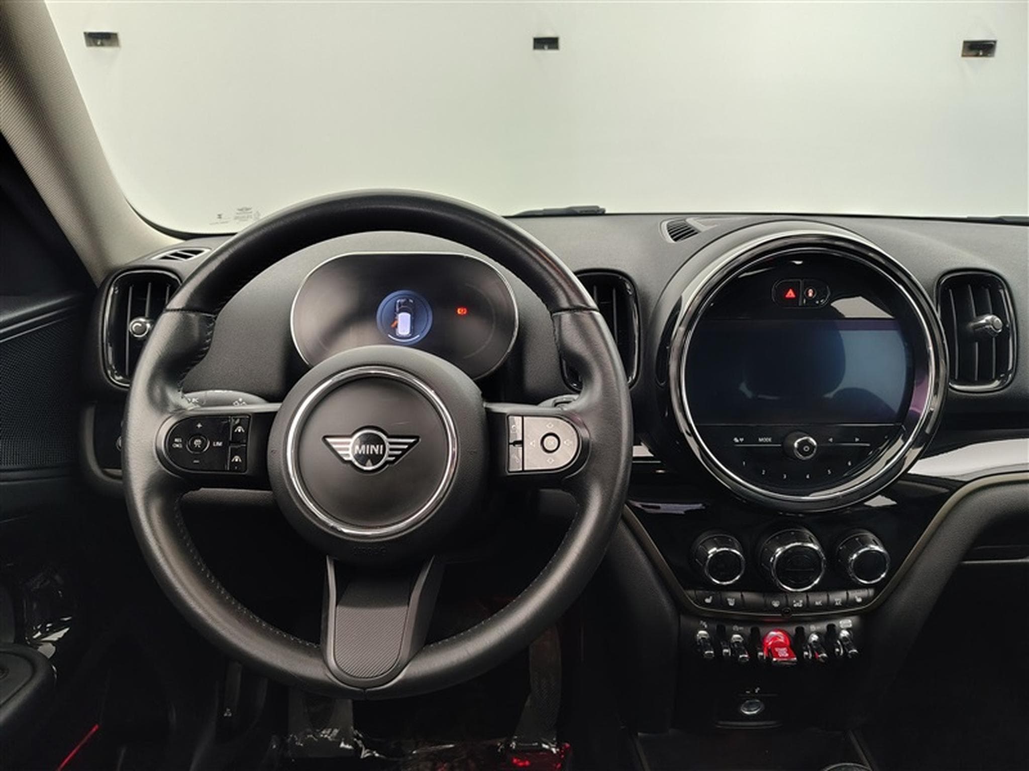 MINI Countryman 1.5iA Cooper NAVI / FULL LED / CUIR / TOIT PANO / CAMERA (2023) - Foto 9