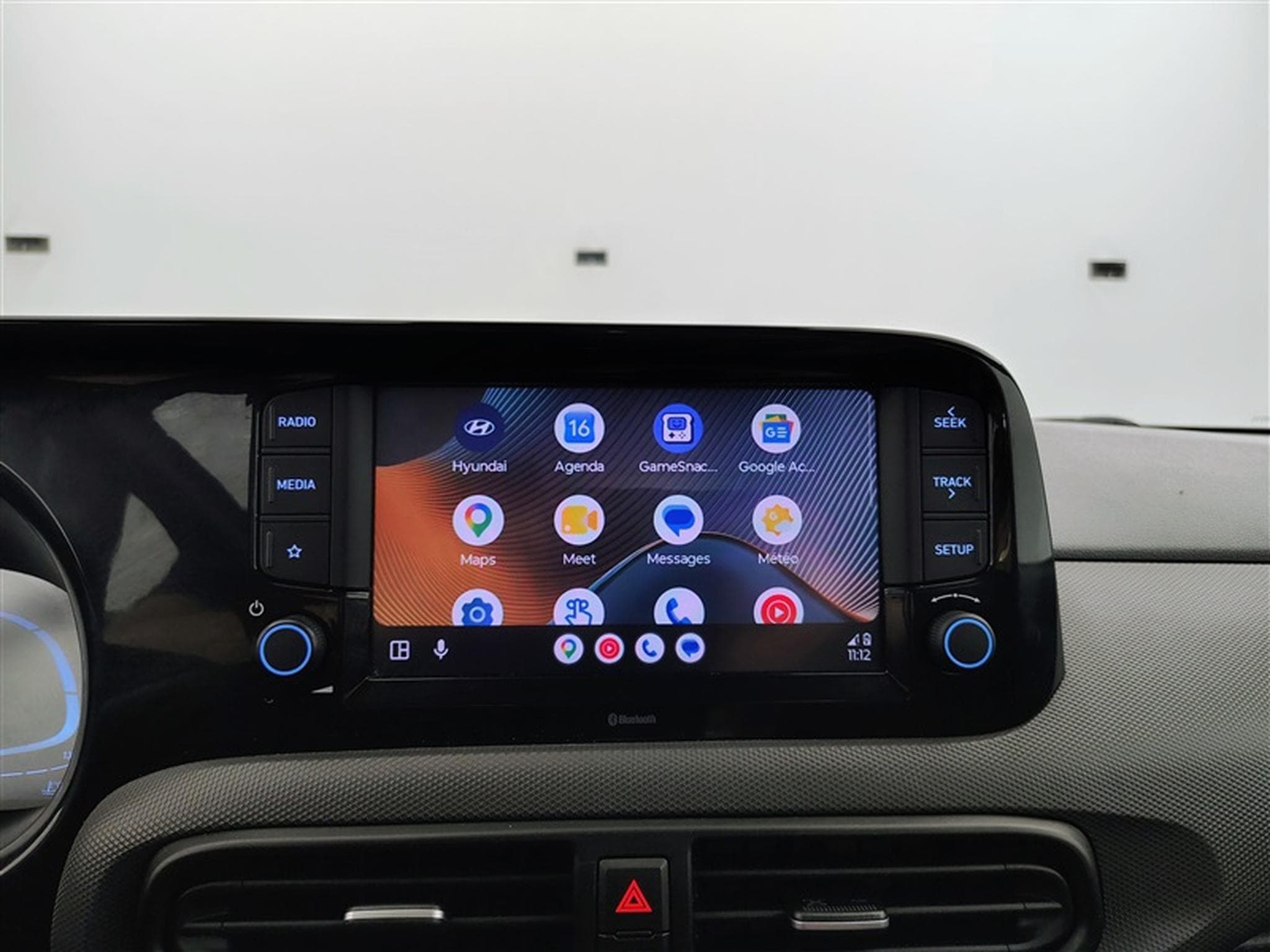 Hyundai i10 1.0i First Edition *CARPLAY/CLIM/JA15* (2023) - Foto 18