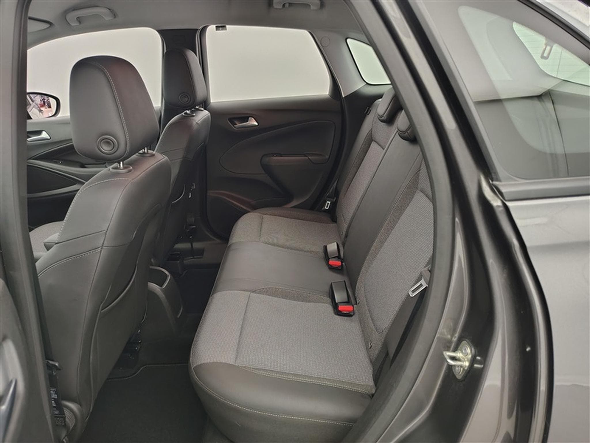 Opel Crossland 1.2 Turbo ECOTEC Ultimate S/S (2022) - Foto 13