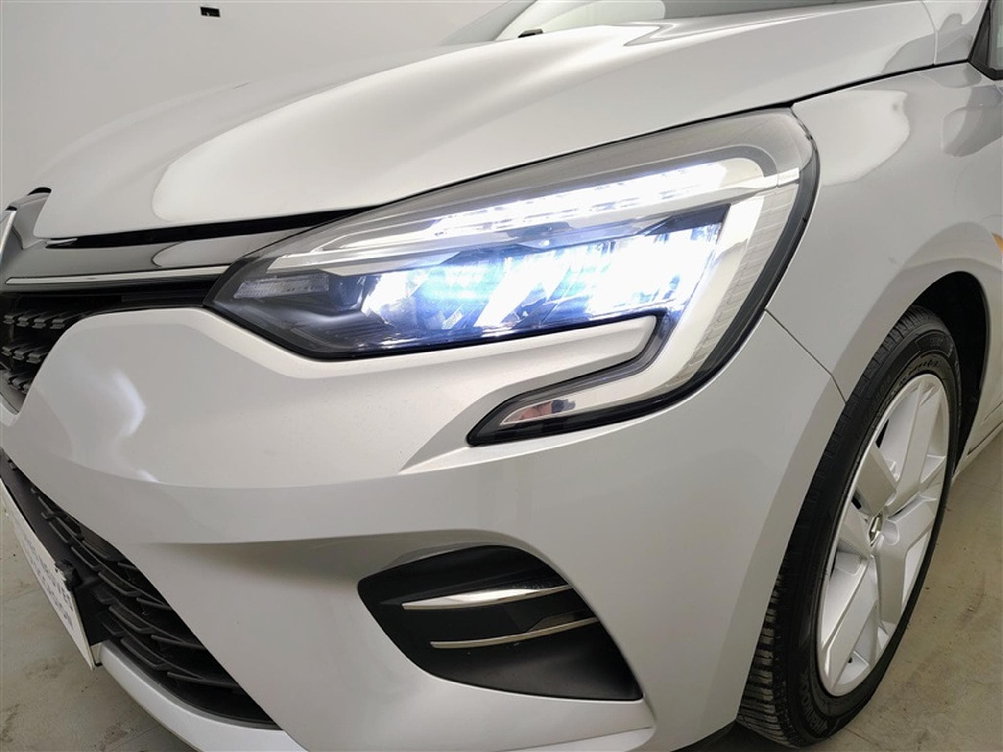 Renault Clio 1.0 TCe Equilibre GPF (2022) - Foto 15