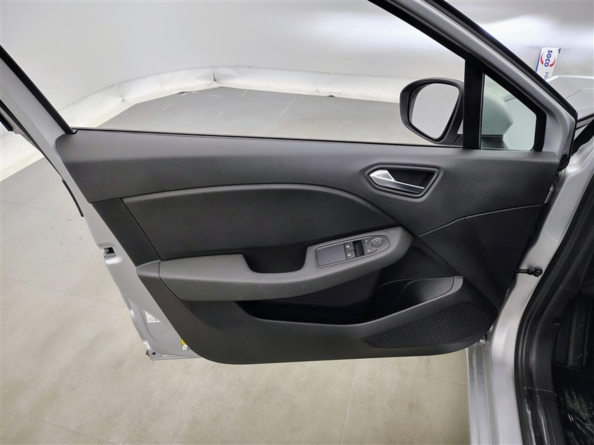 Renault Clio 1.0 TCe Equilibre GPF (2022) - Foto 17