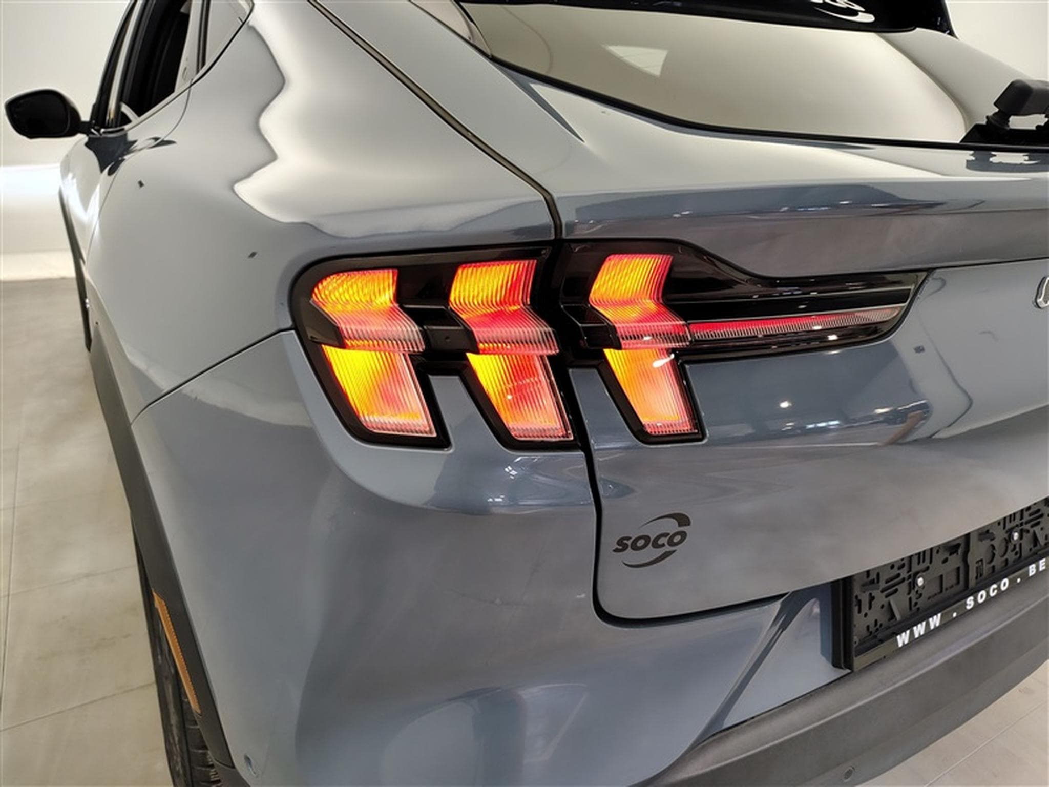 Ford Mustang Mach-E 76 kWh Technologie Pack CUIR/NAVI/FULL LED (2024) - Foto 16