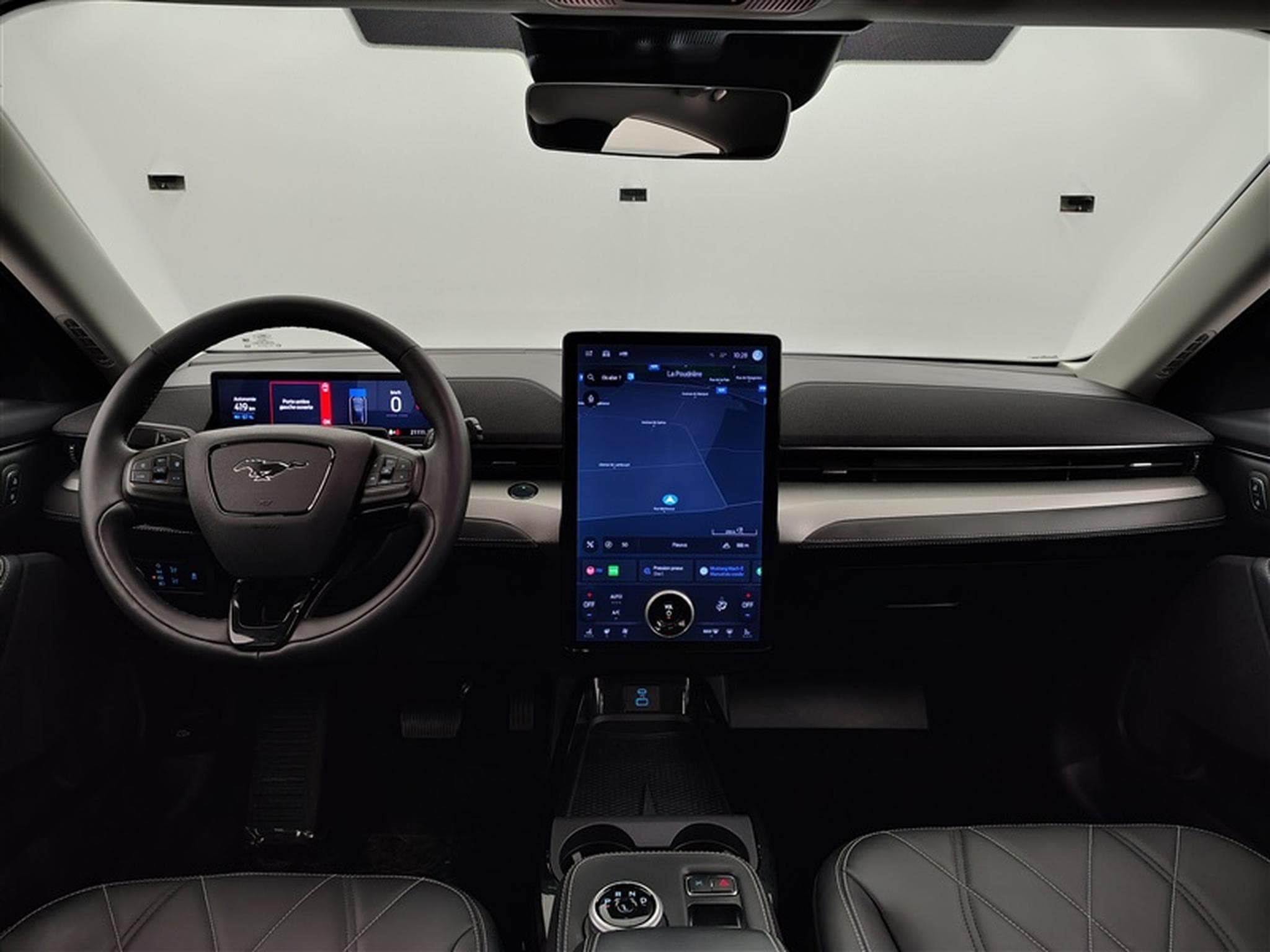 Ford Mustang Mach-E 76 kWh Technologie Pack CUIR/NAVI/FULL LED (2024) - Foto 8