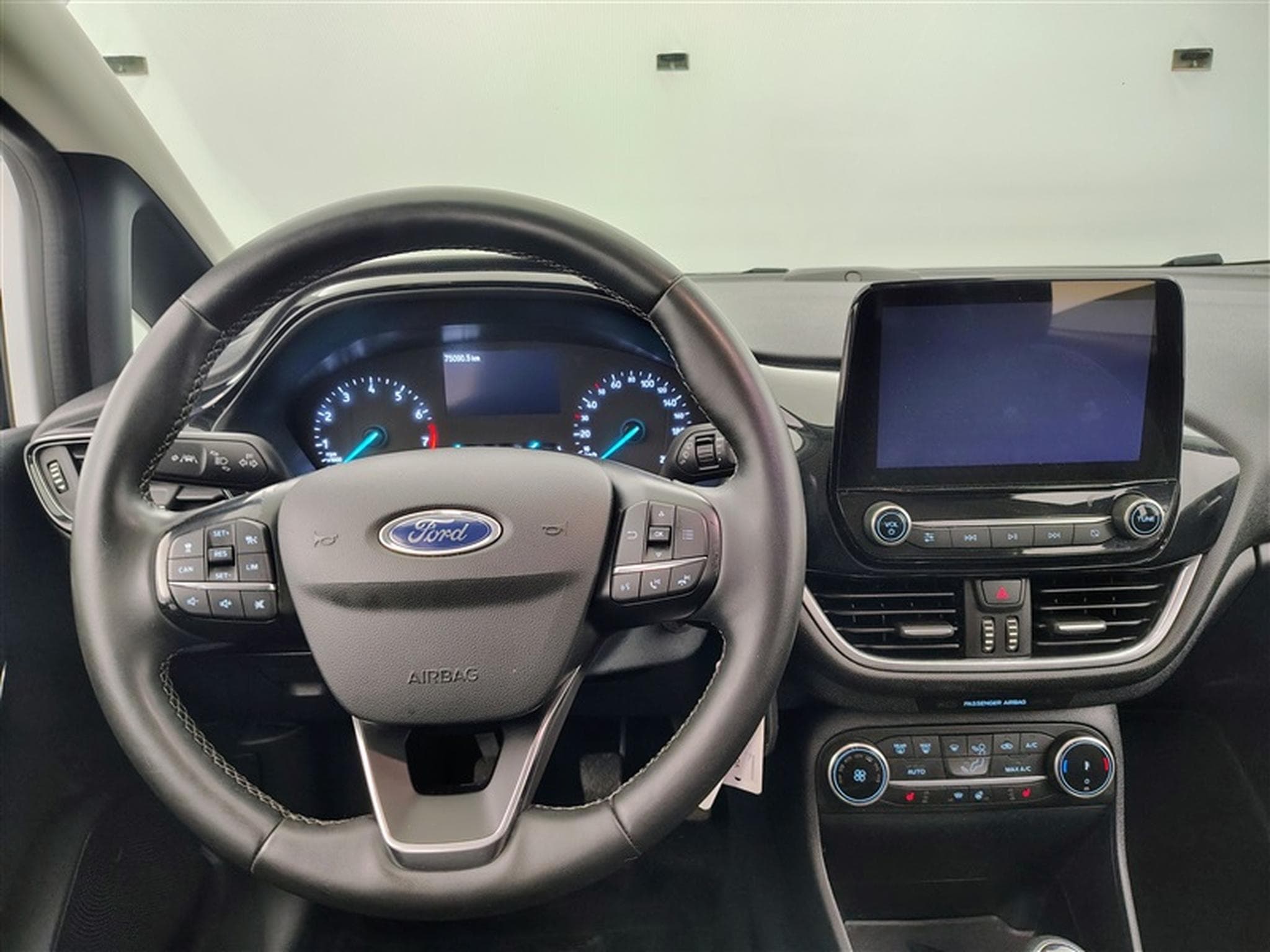 Ford Fiesta 1.0 EcoBoost MHEV Titanium (EU6d) (2021) - Foto 9