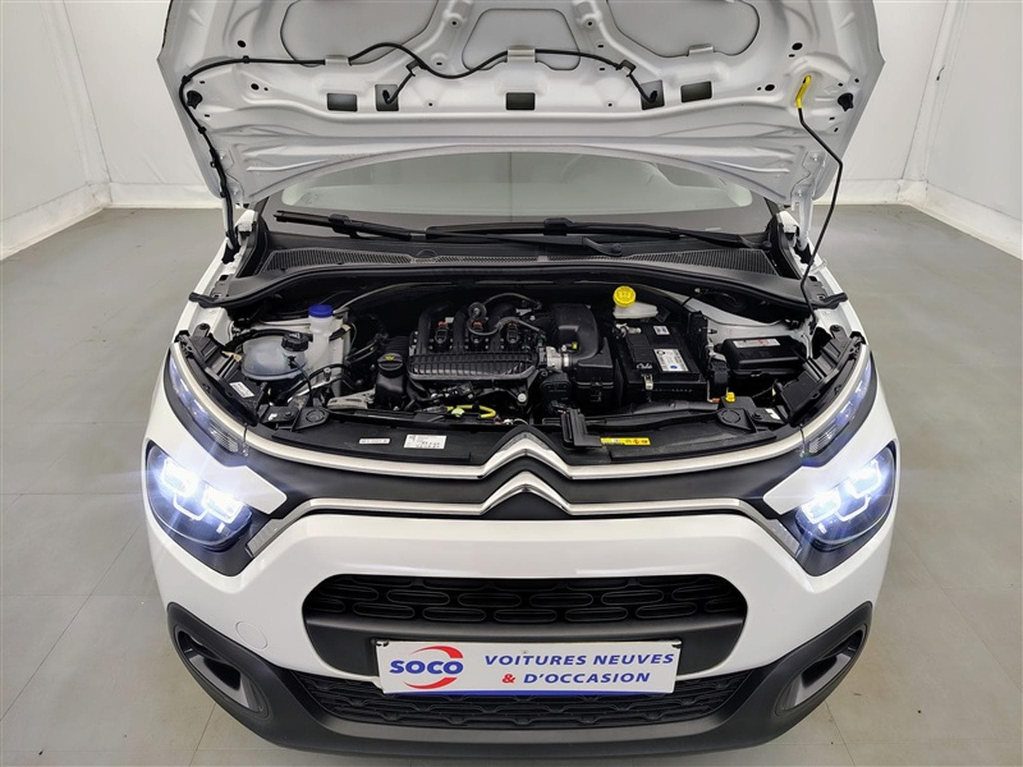 Citroen C3 1.2i PureTech Shine S&S (EU6.4) (2022) - Foto 17