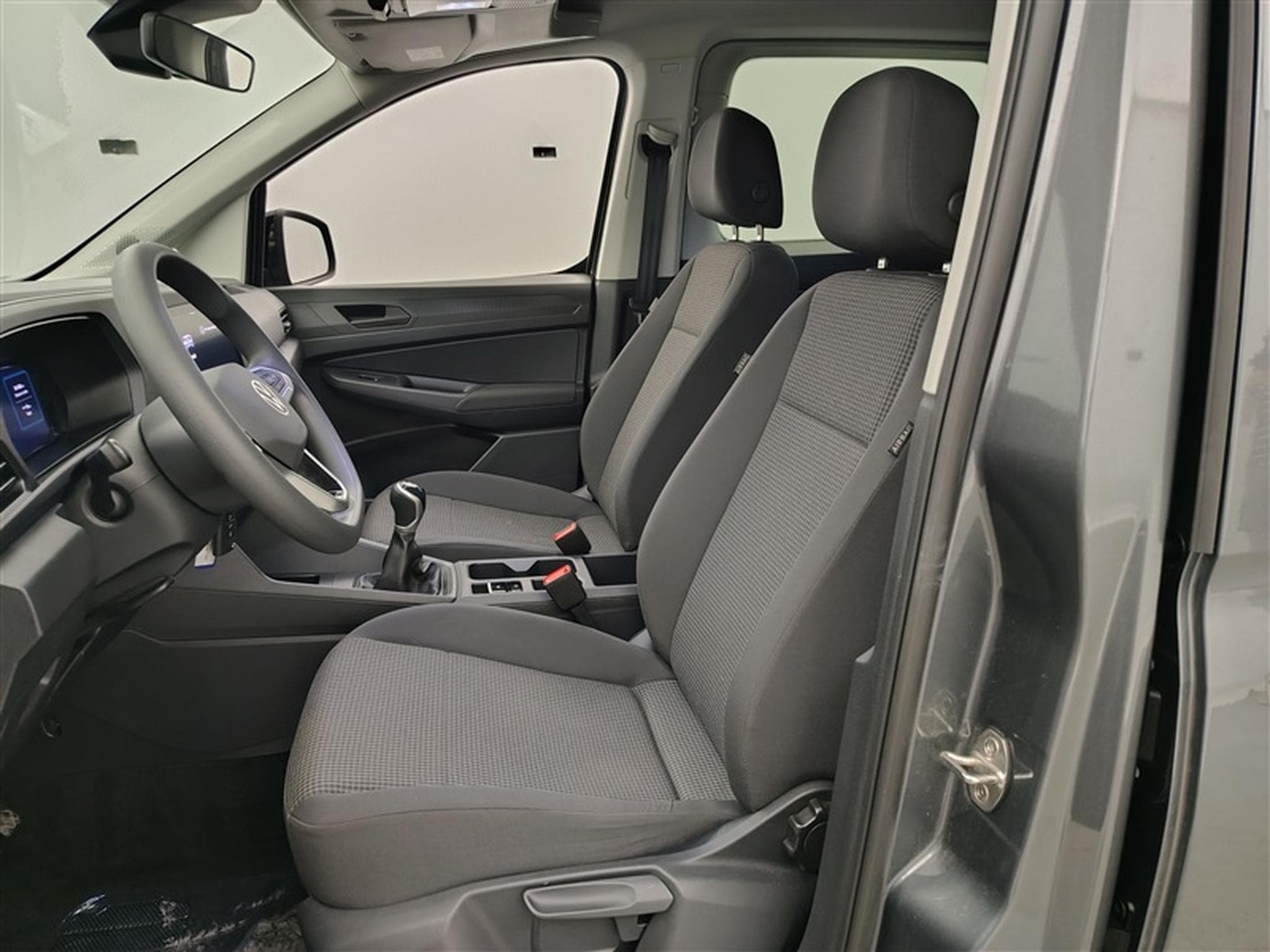 VW Caddy TDi Double cabine Navi / PDC (2024) - Foto 7