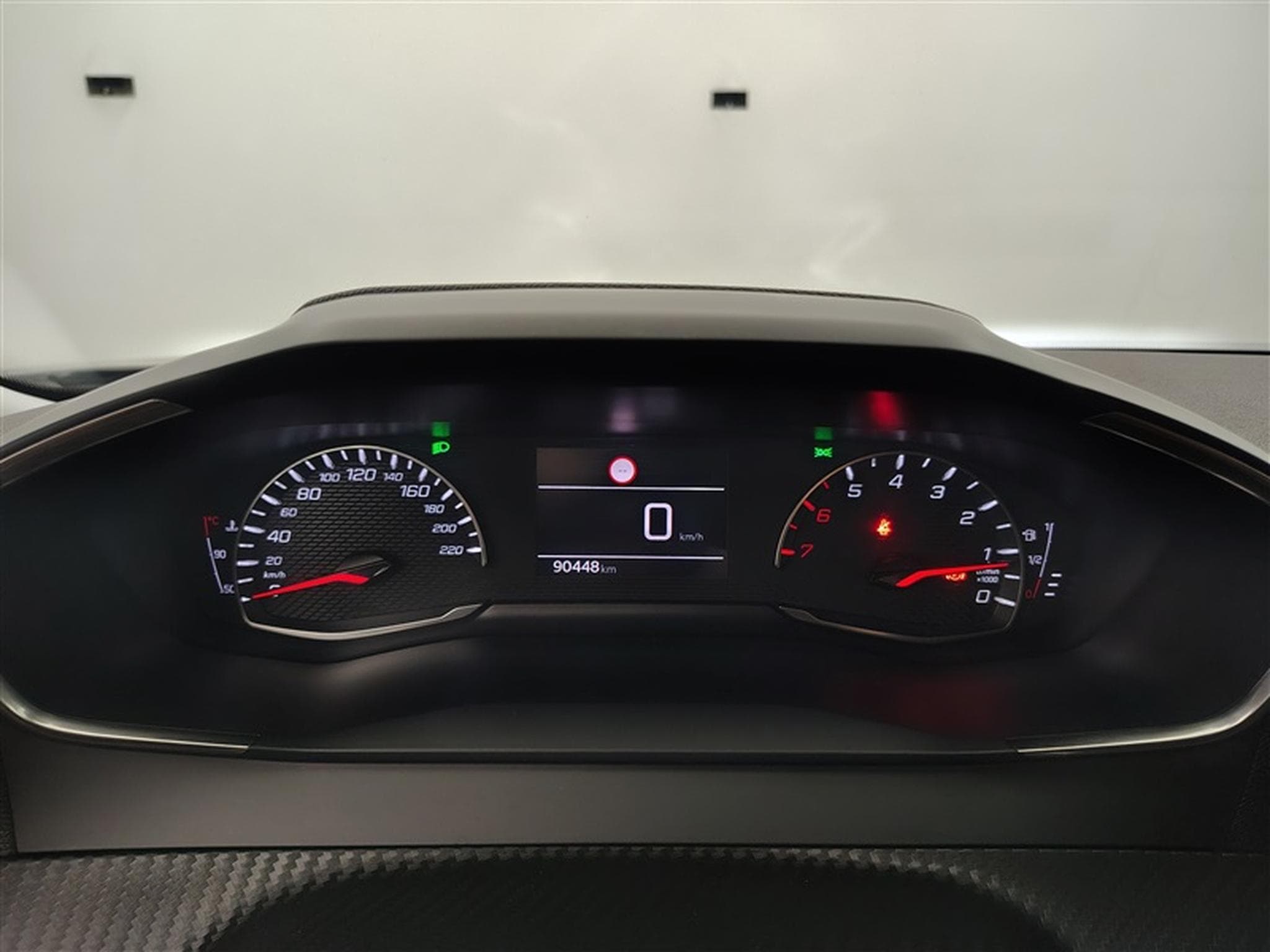 Peugeot 2008 1.2 PureTech Active NAVI/PDC (2020) - Foto 10