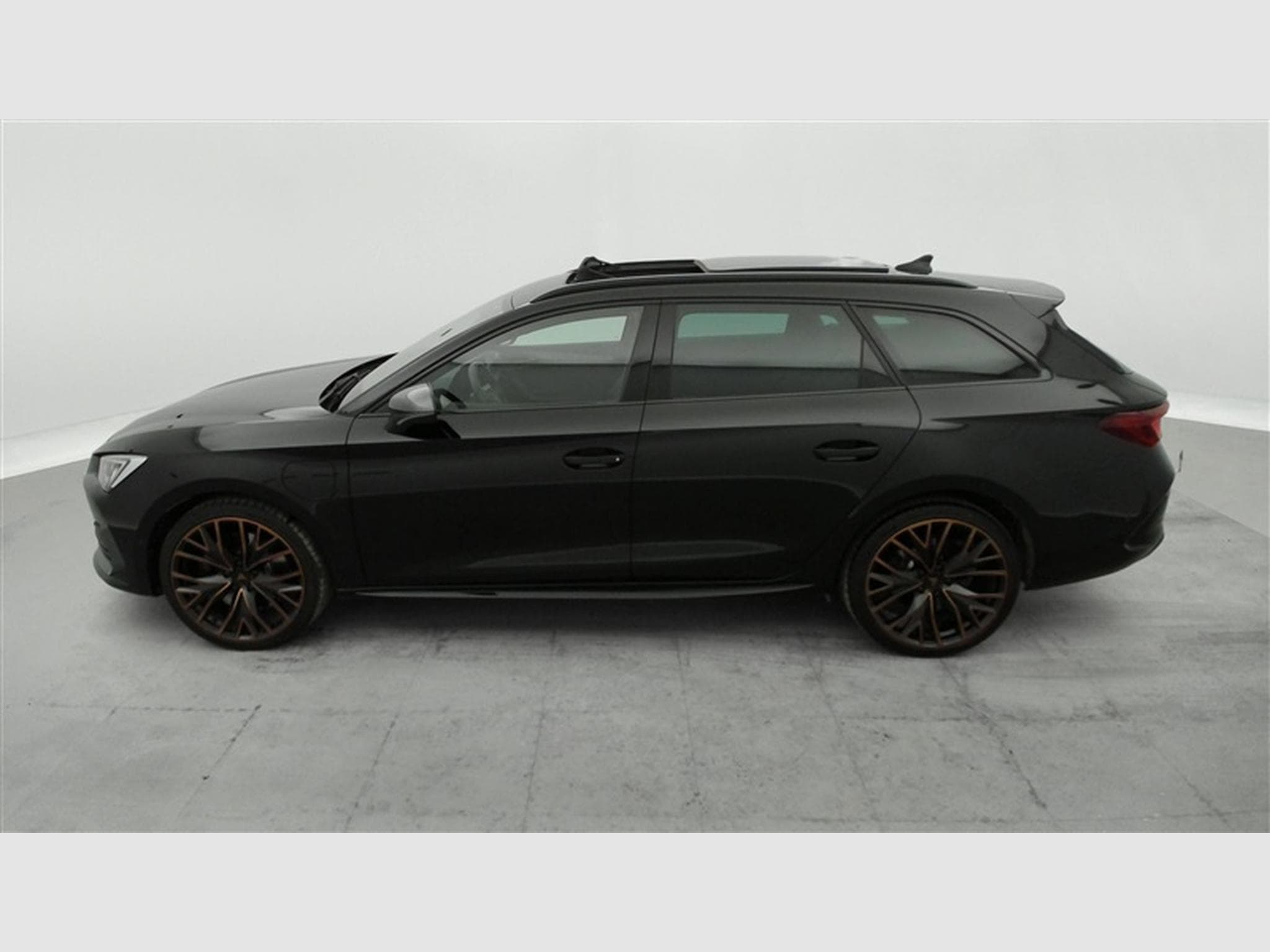 Cupra Leon Leon ST e-Hybrid 1.4 PHEV  Cuir/Siège élec./Toit Pano/... (2021) - Foto 3
