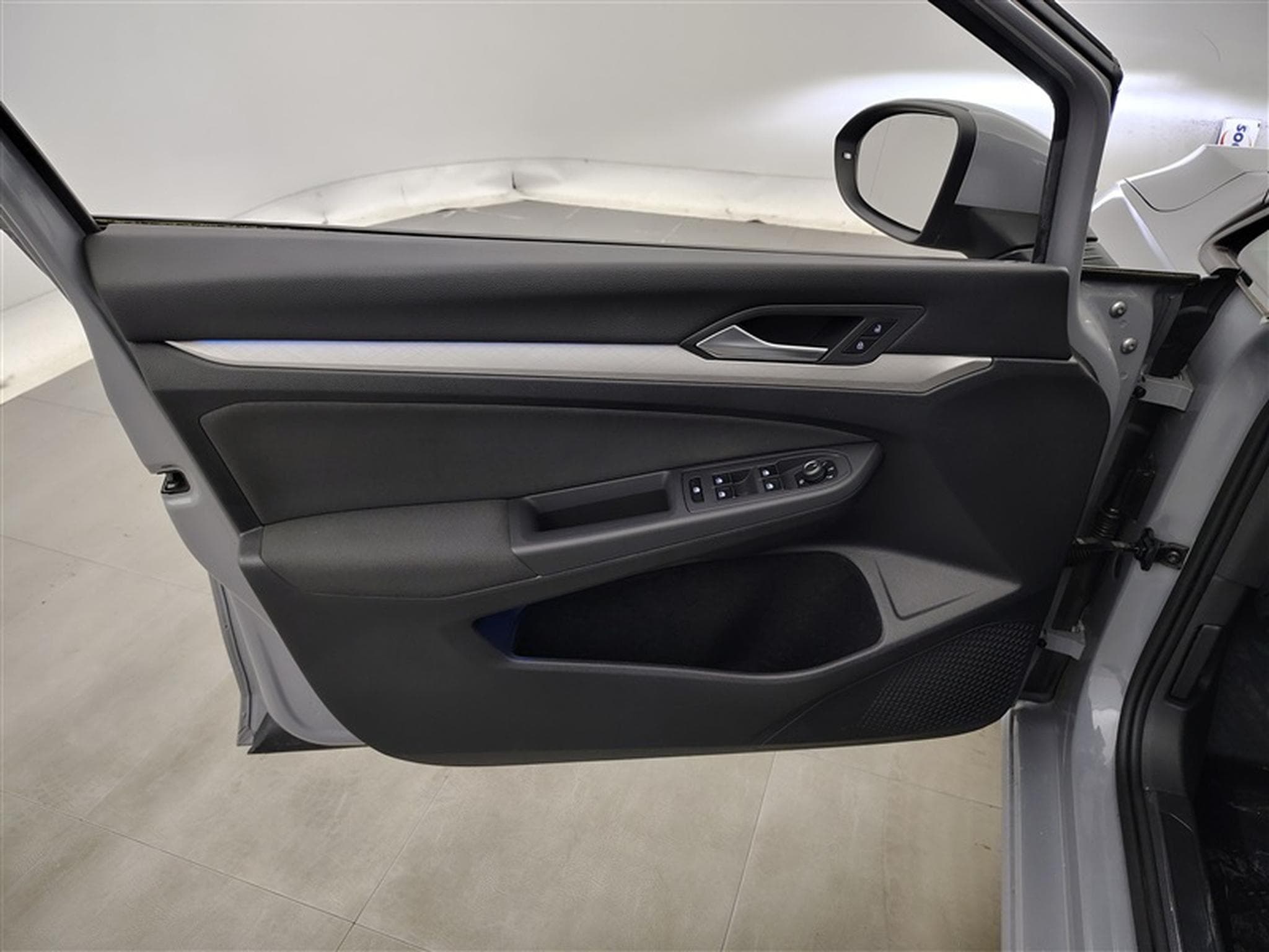 VW Golf 1.0 TSI 110cv Life CARPLAY / CLIM / FULL LED (2022) - Foto 17