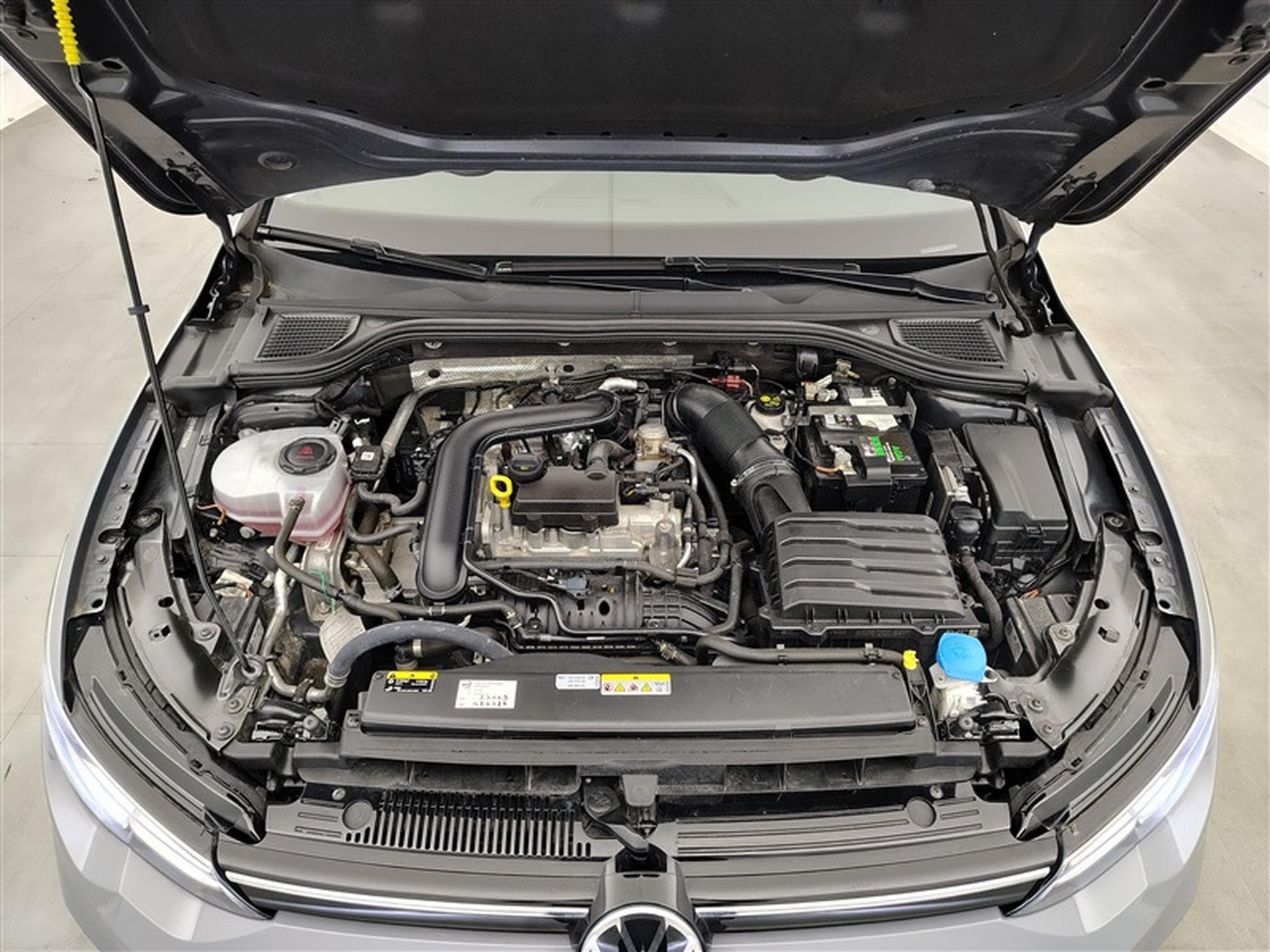 VW Golf 1.0 TSI 110cv Life CARPLAY / CLIM / FULL LED (2022) - Foto 19