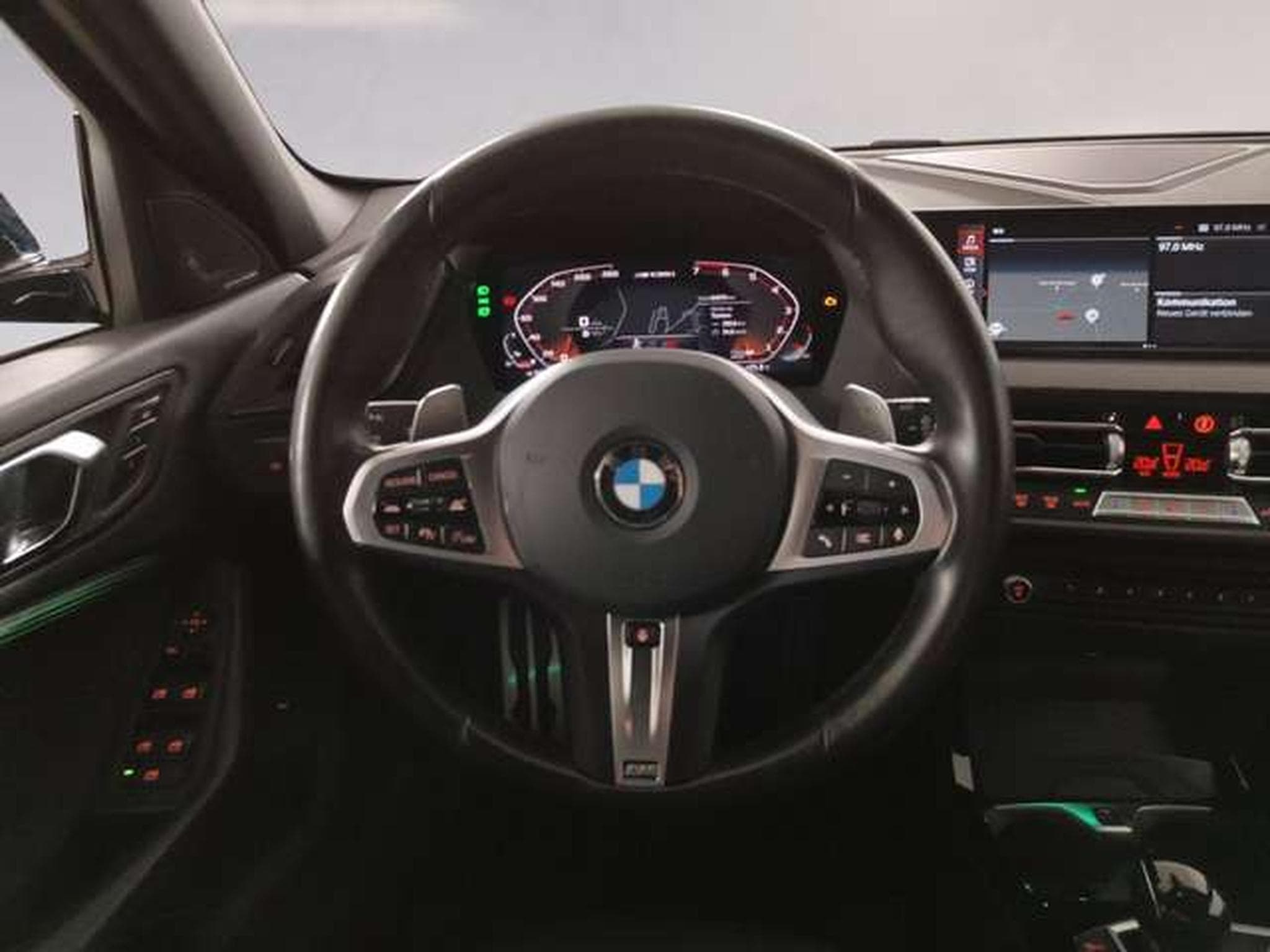 BMW M135 M135i (2024) - Photo 10