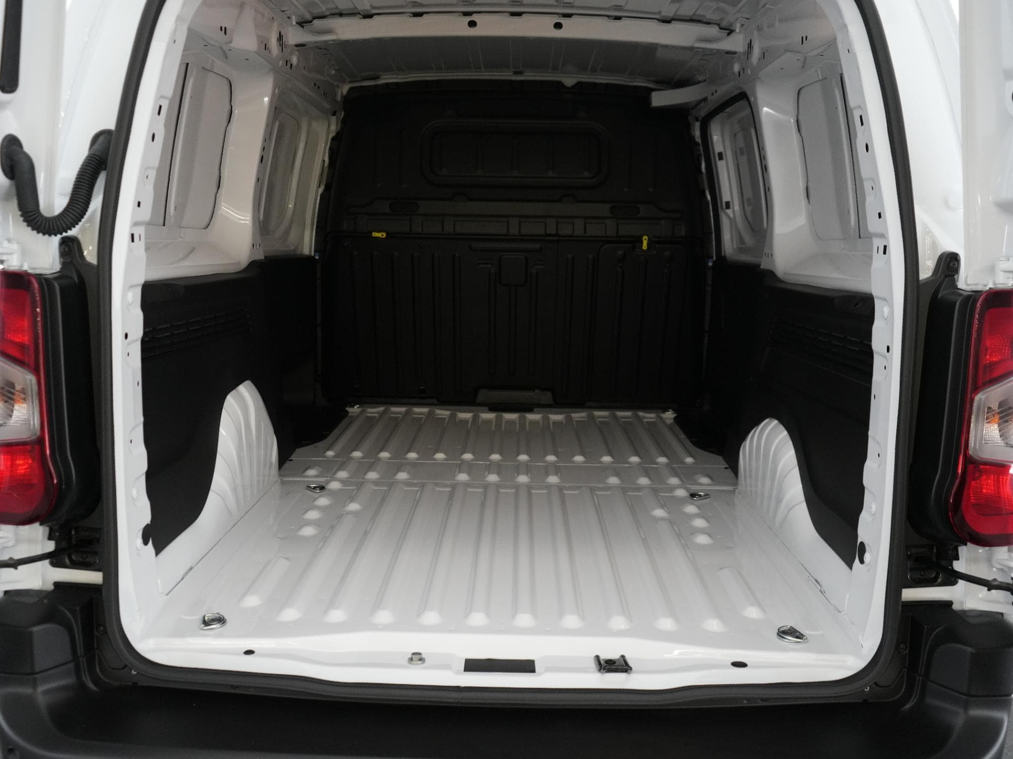 Opel Combo Cargo L2H1 Heavy (2026) - Photo 12
